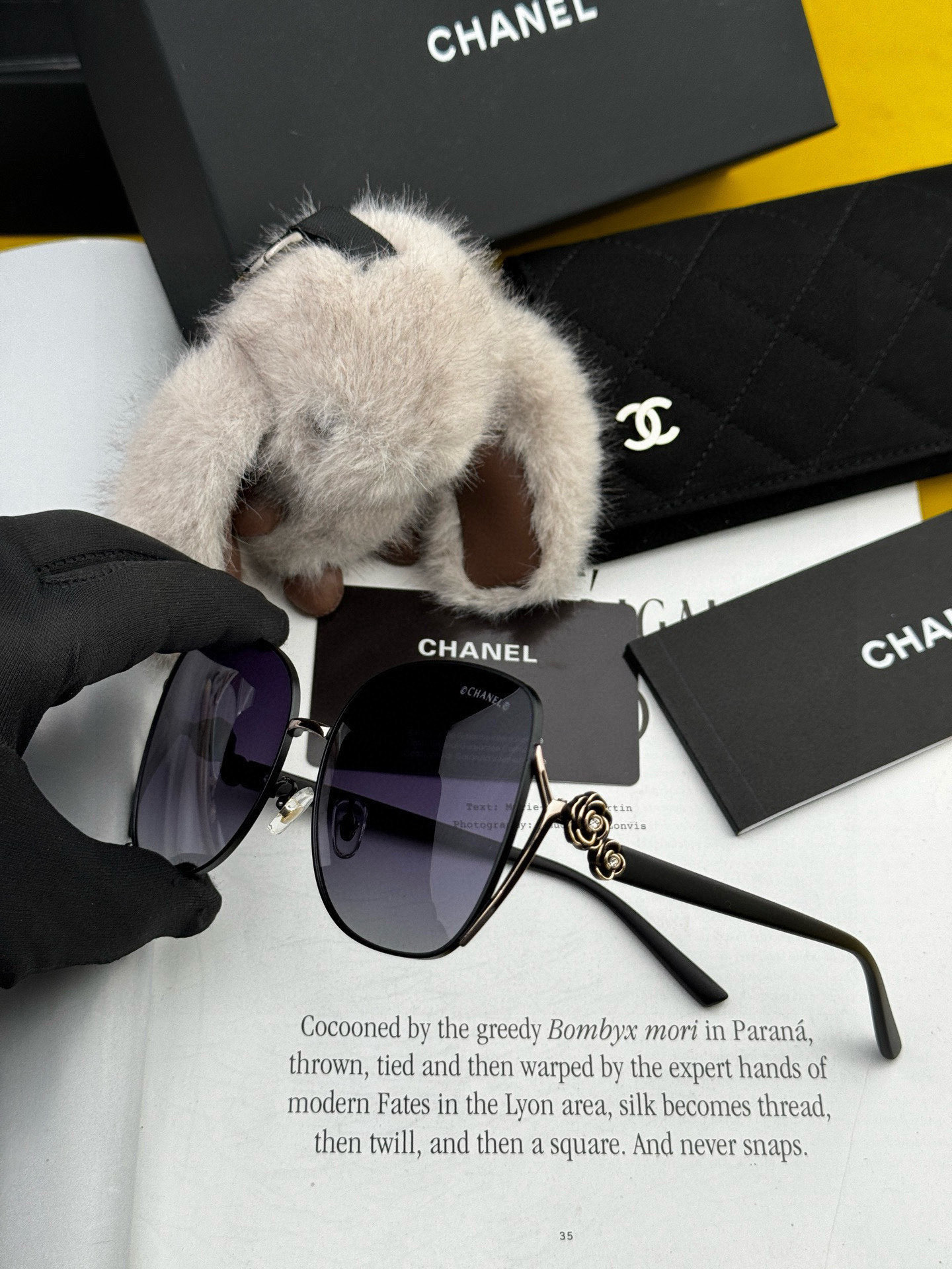  【CHANEL】香奈儿 2025新款山茶花潮流爆款 时尚圆框高清偏光太阳镜 佩戴舒适 网红潮款墨镜  