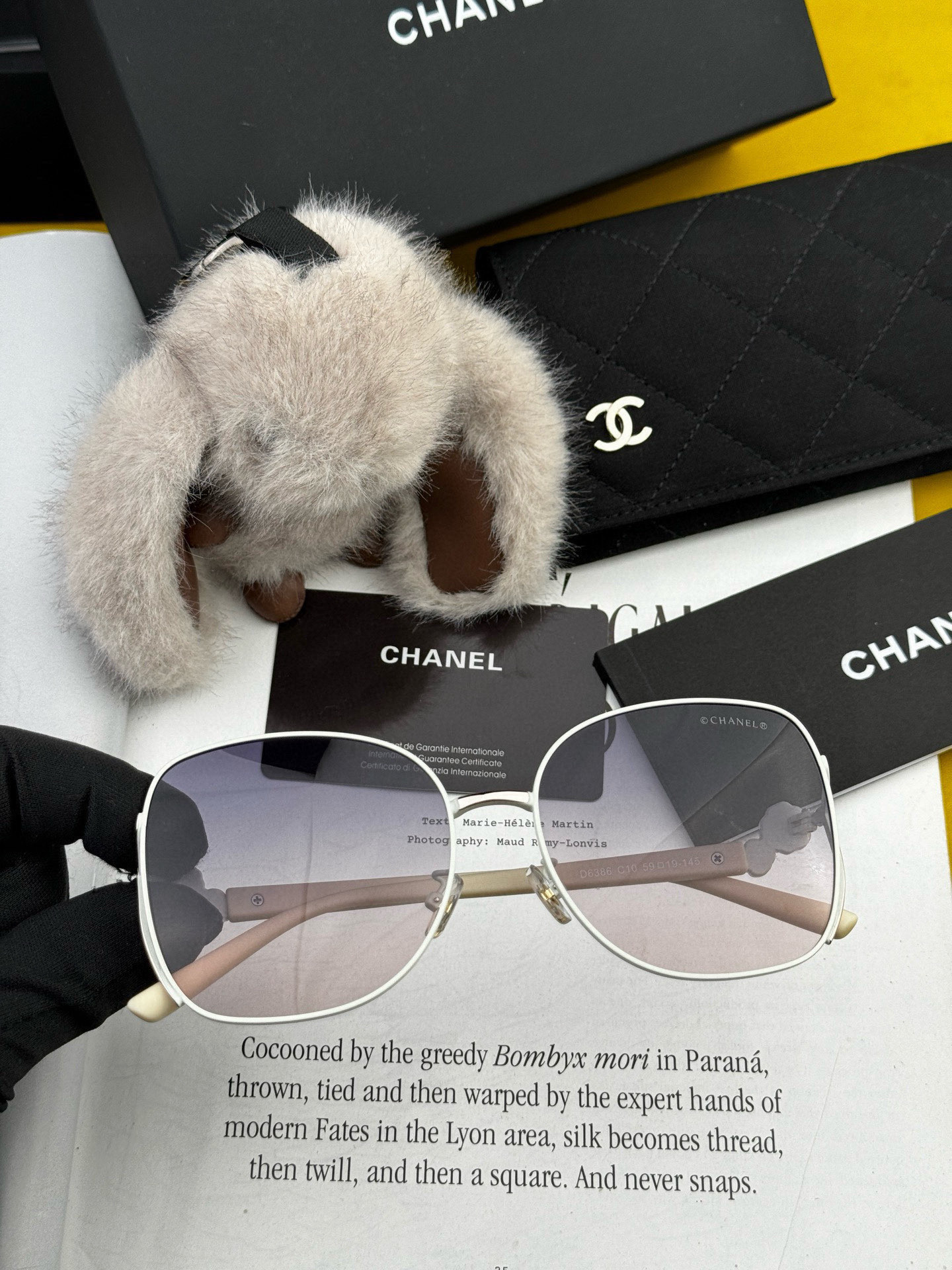  【CHANEL】香奈儿 2025新款山茶花潮流爆款 时尚圆框高清偏光太阳镜 佩戴舒适 网红潮款墨镜  