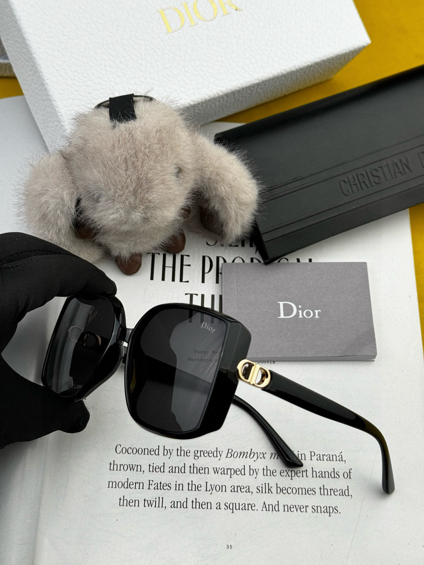   【DIOR】2025新款潮流爆款 时尚方框太阳镜 佩戴舒适 网红潮款墨镜  女士高清加厚偏光太阳镜🕶