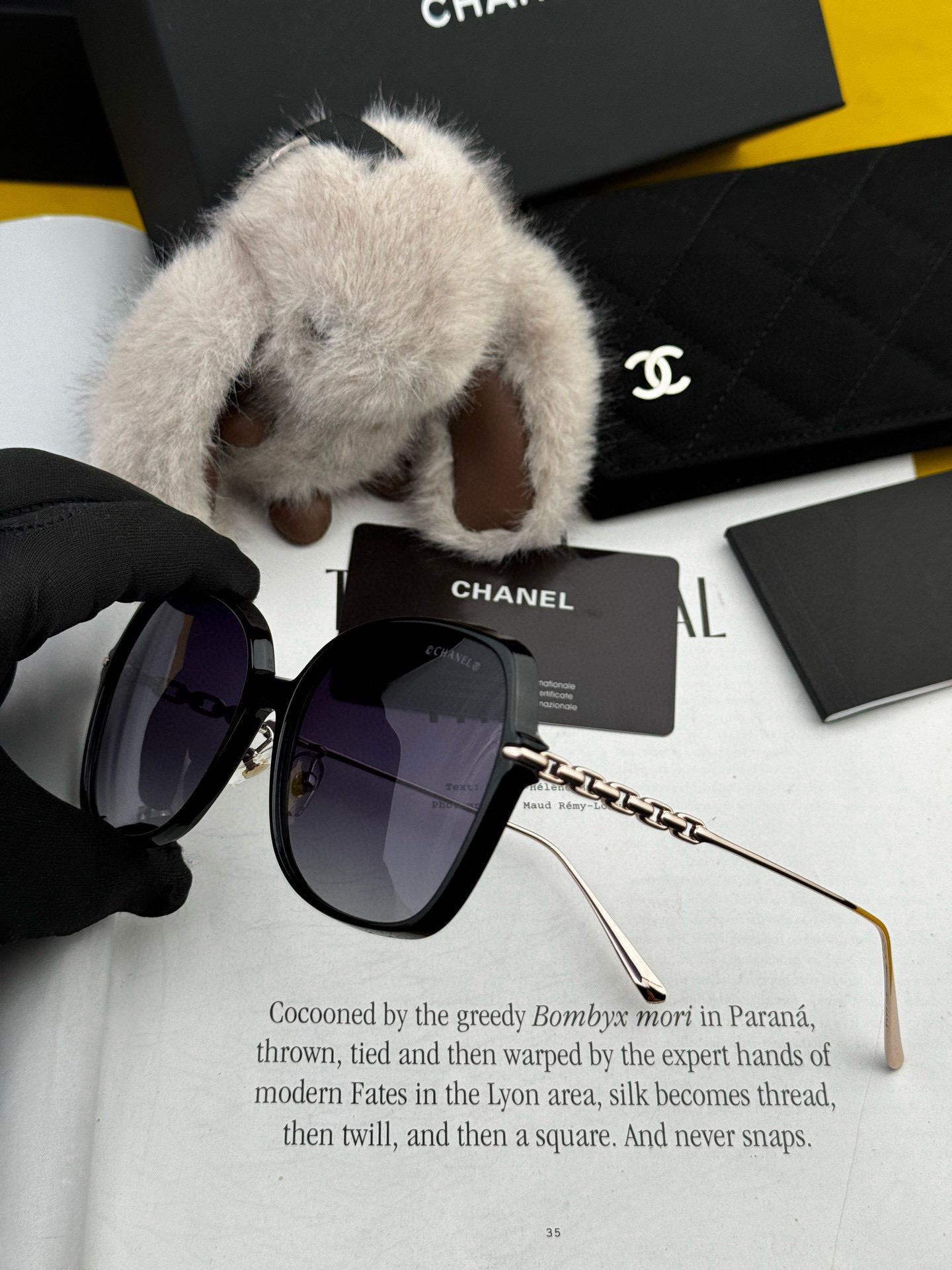   【CHANEL】香奈儿 2025新款潮流爆款 时尚方框太阳镜 佩戴舒适 网红潮款墨镜  女士高清加厚