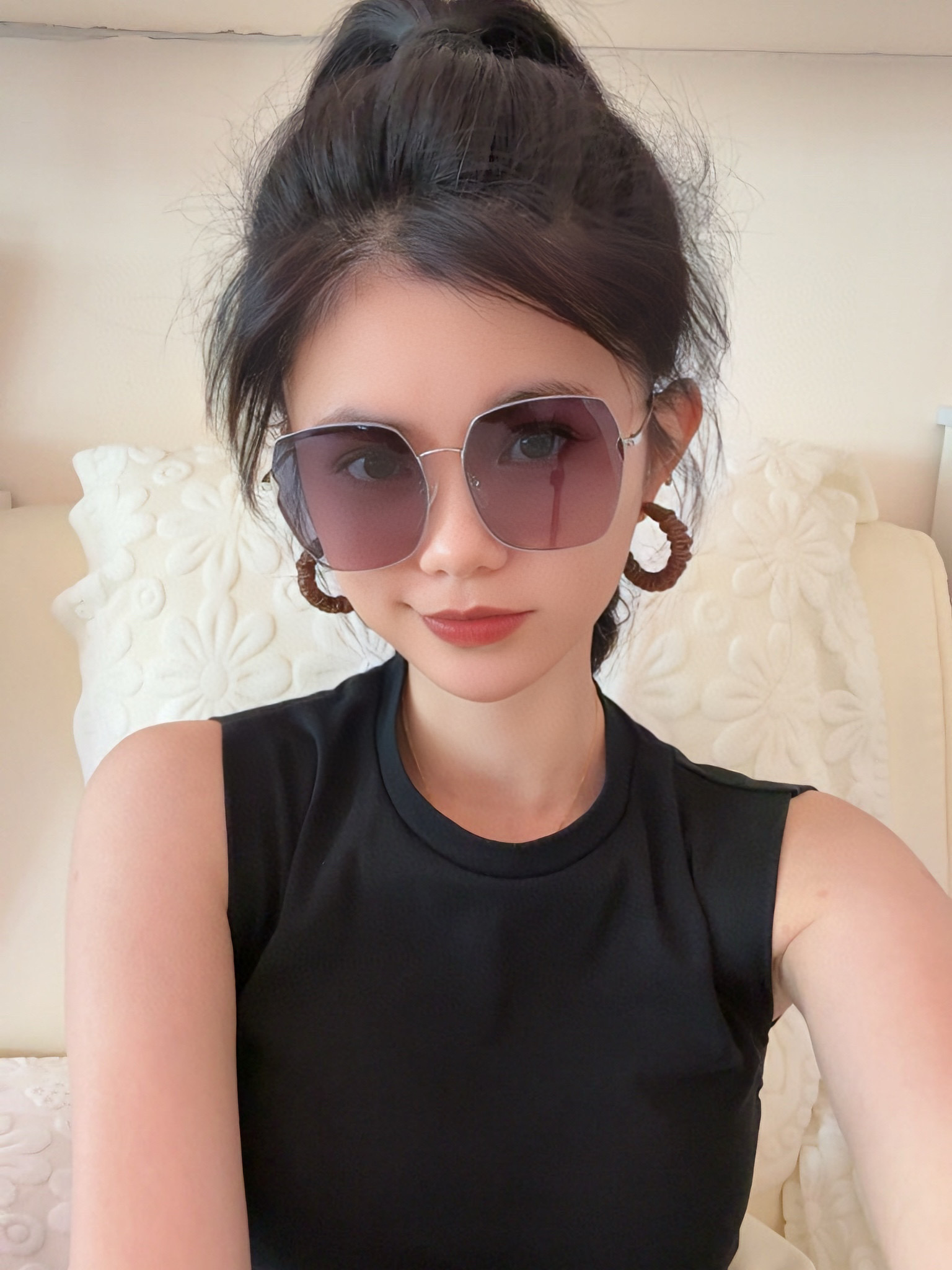 【CHANEL】香奈儿  新款尼龙偏光太眼镜，无框钻石 切边更有质感，大气女人范儿，大脸小脸都好看 ！