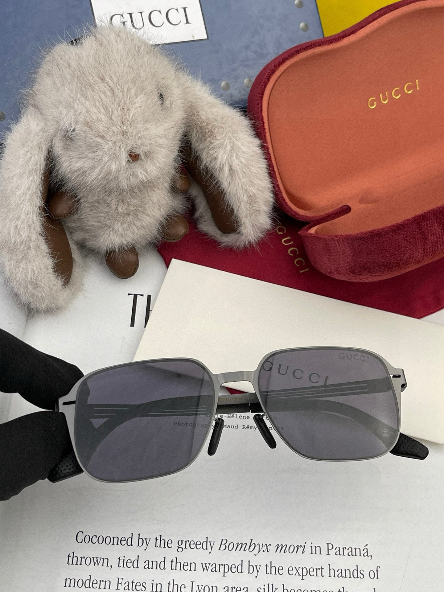   GUCCI 2025新款男女情侣款太阳镜多边形墨镜i 🉐️电镀永不褪色 超轻超有弹性整幅眼镜无螺丝重
