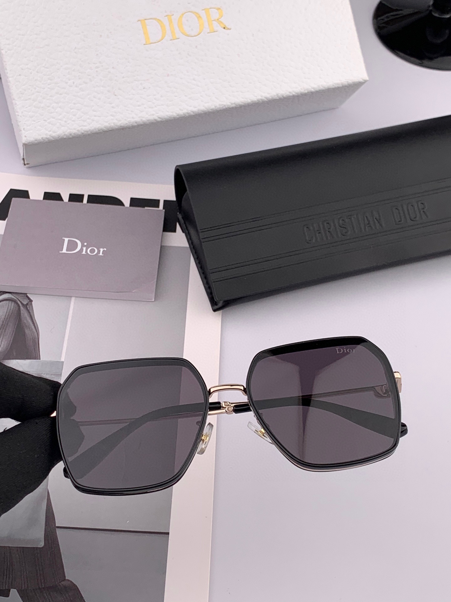  🔺 【DIOR-迪奥】2025开春新款 潮流爆款 时尚尼龙偏光太阳镜 高品质 佩戴舒适 网红潮款墨镜 