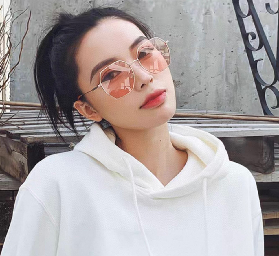 【CHANEL】香奈儿  新款尼龙偏光太眼镜，无框钻石 切边更有质感，大气女人范儿，大脸小脸都好看 ！型