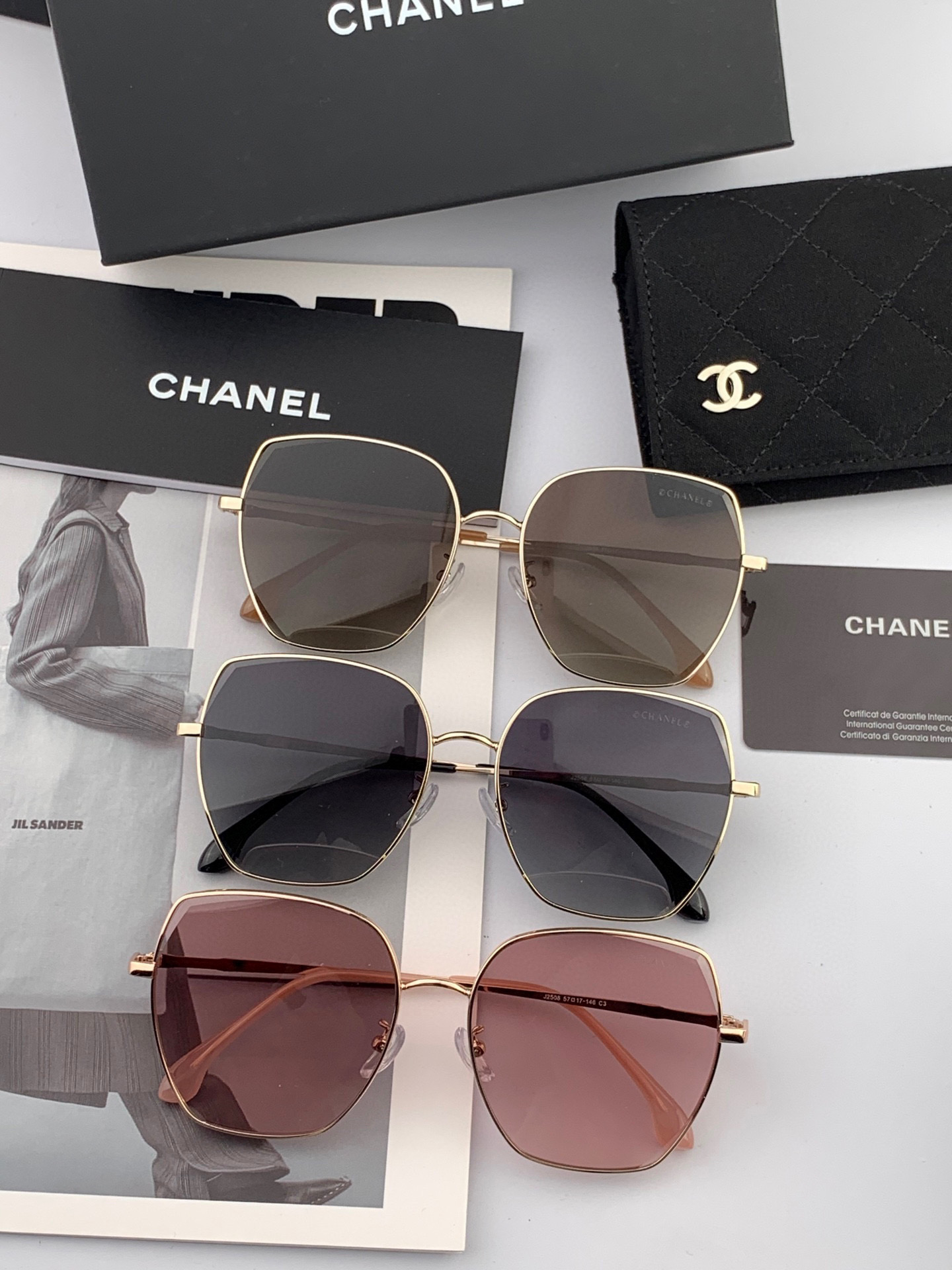 【CHANEL】香奈儿  新款尼龙偏光太眼镜，无框钻石 切边更有质感，大气女人范儿，大脸小脸都好看 ！型