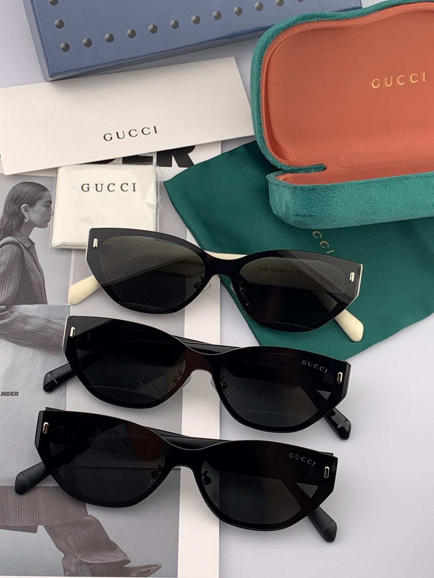   GUCCI  新款连体尼龙偏光太眼镜，情侣款时尚方框太阳镜佩戴舒适网红潮流款墨镜，大气女人范儿，大脸