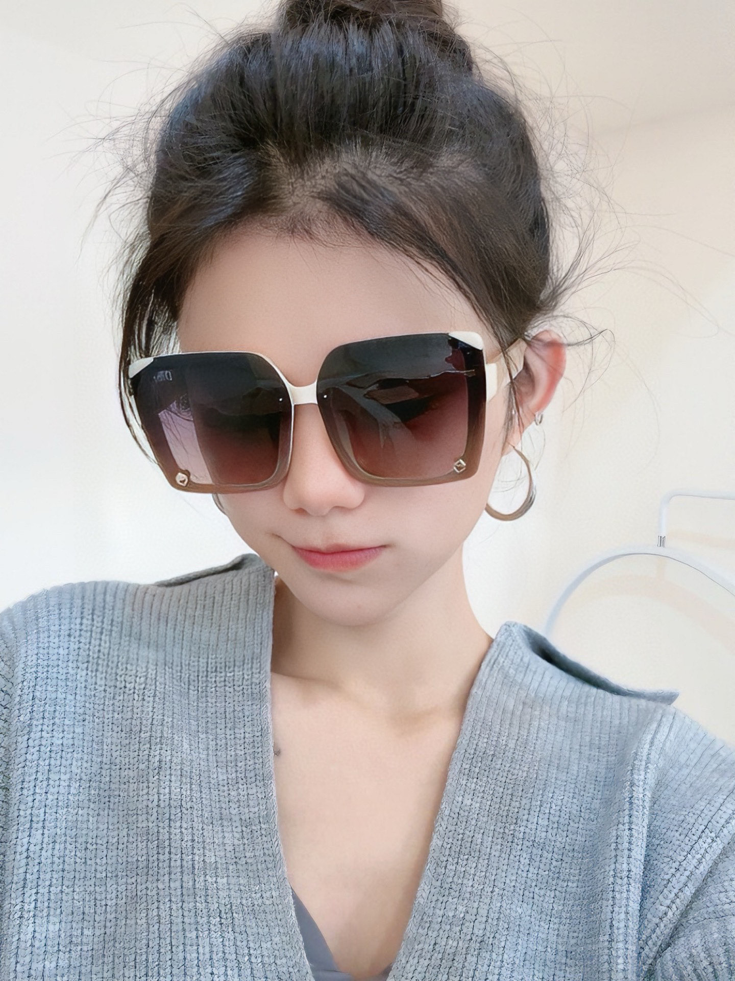  🔺 【DIOR-迪奥】2025开春新款 潮流爆款 时尚方框偏光太阳镜 高品质 佩戴舒适 网红潮款墨镜 