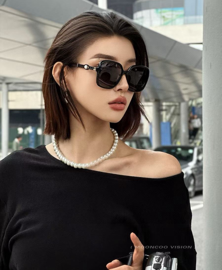 🔺CHANEL🔻2025官方早春新款，众多明星同款色香奈儿‼️‼️新款珍珠大框偏光墨镜 ，🌈🌈宝丽来超清