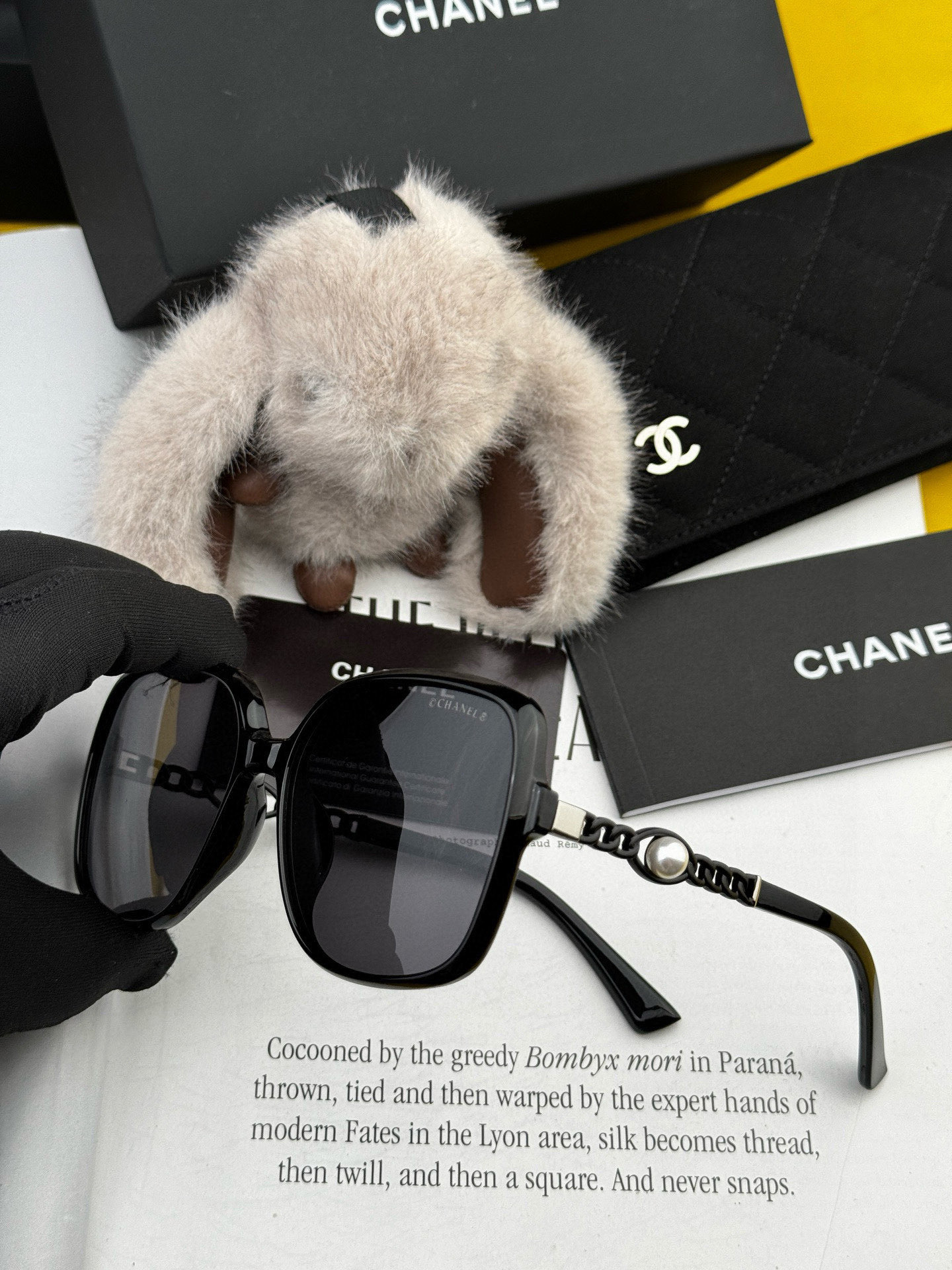🔺CHANEL🔻2025官方早春新款，众多明星同款色香奈儿‼️‼️新款珍珠大框偏光墨镜 ，🌈🌈宝丽来超清