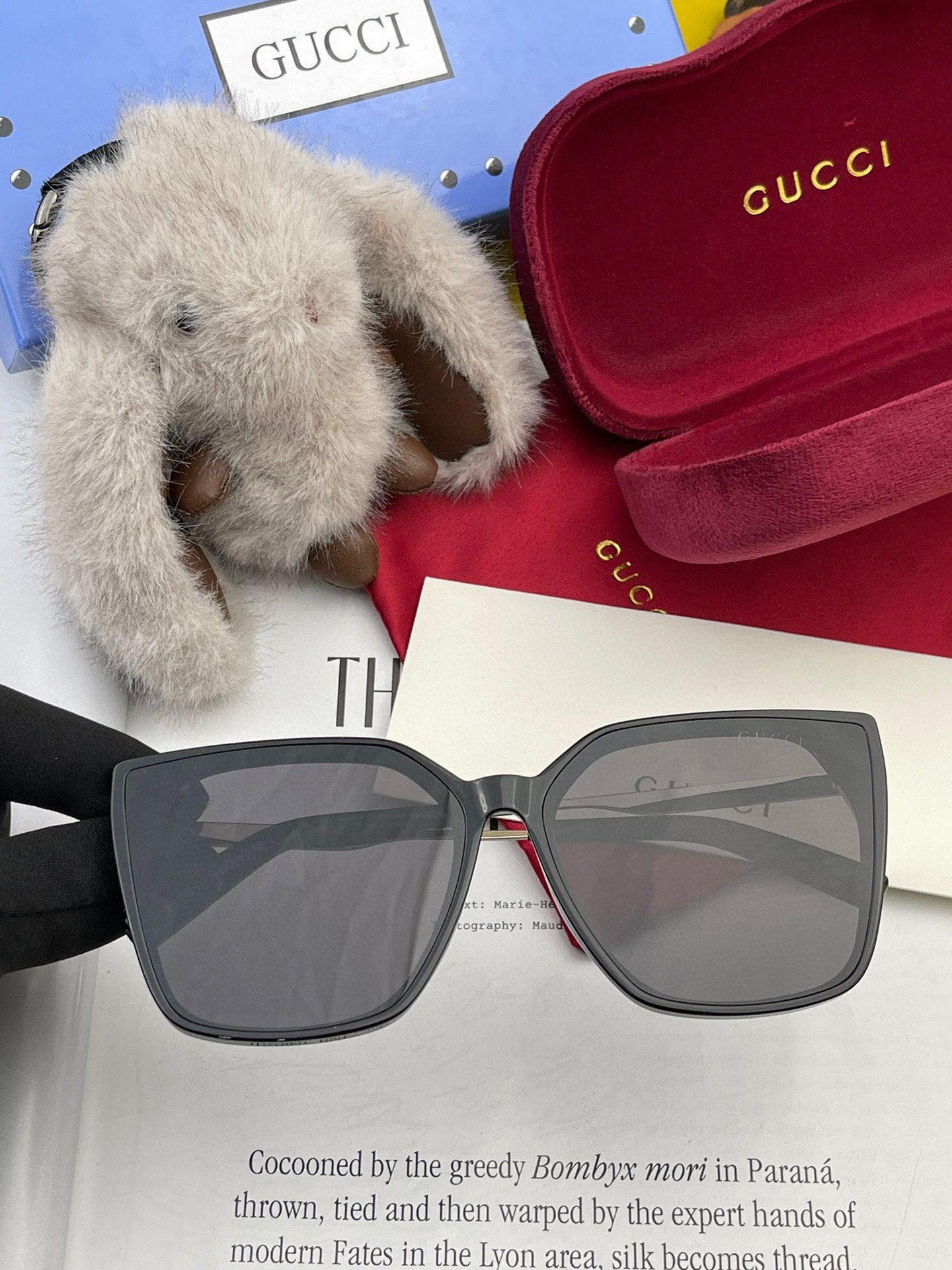 🔺 【GUCCI】2025开春新款 潮流爆款 时尚方框偏光太阳镜 高品质 佩戴舒适 网红潮款墨镜 女士高