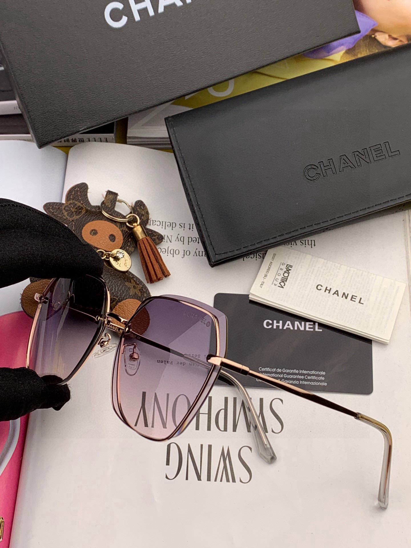 【CHANEL】香奈儿  新款尼龙偏光太眼镜，无框钻石 切边更有质感，大气女人范儿，大脸小脸都好看 ！型