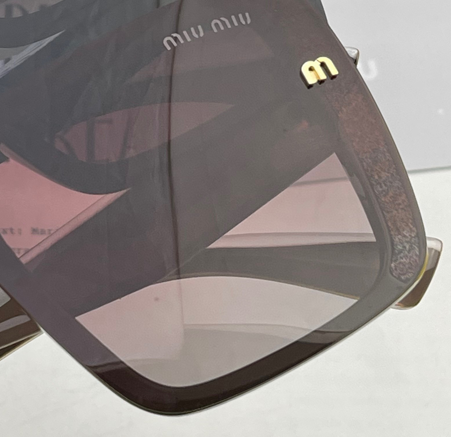  MIUMIU/缪缪🖇🖇2025🌟闪耀新款璀璨登台 ❤❤太阳镜潮品 精致个性设计简约时尚 专柜品质值得