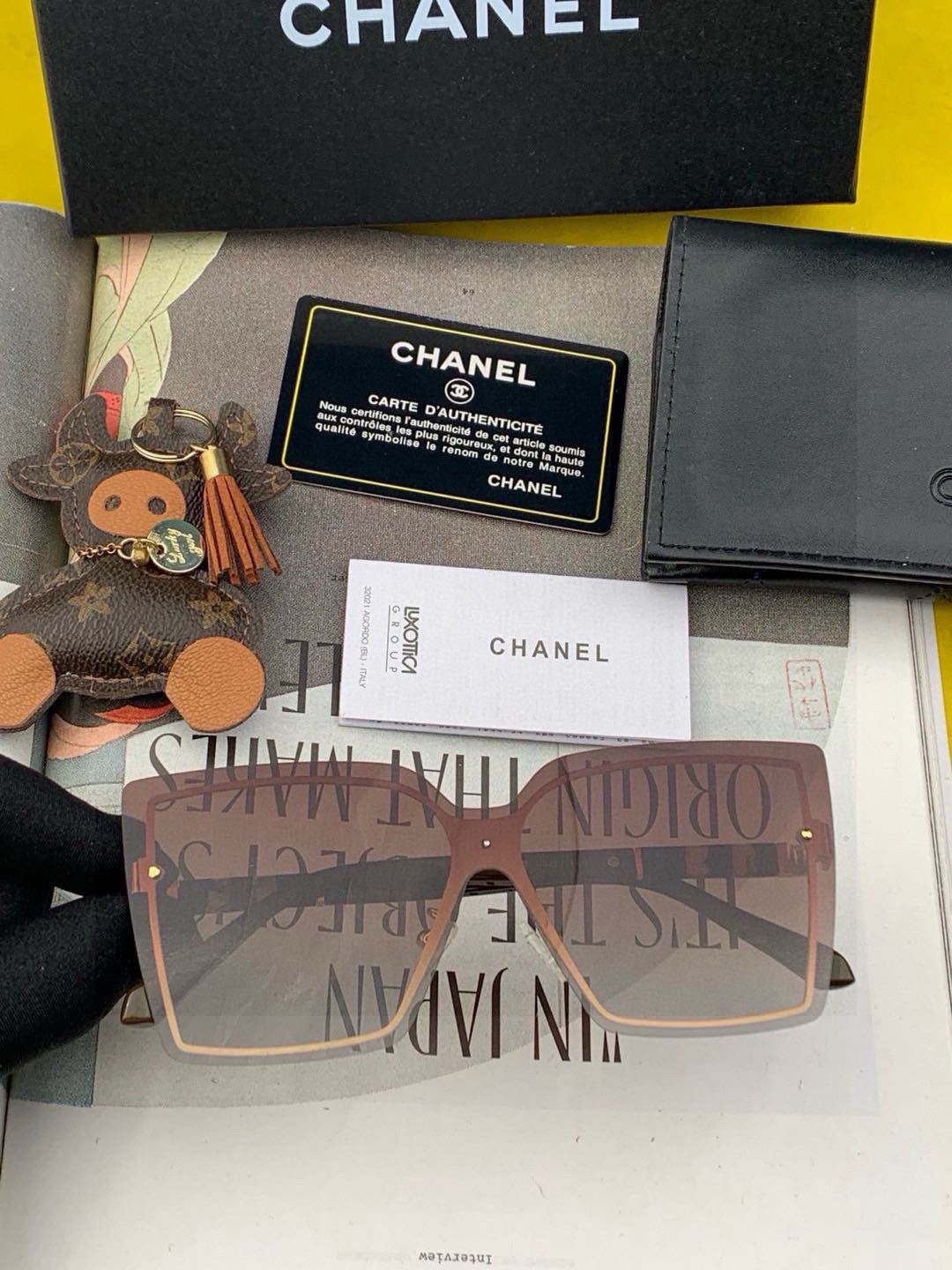  CHANE 香奈儿🌋☔️时尚无框太阳镜镜片 顶级奢侈品强 高品质胜利亲亲🍦🍨 得意 气质非凡😄 🍫🍪女