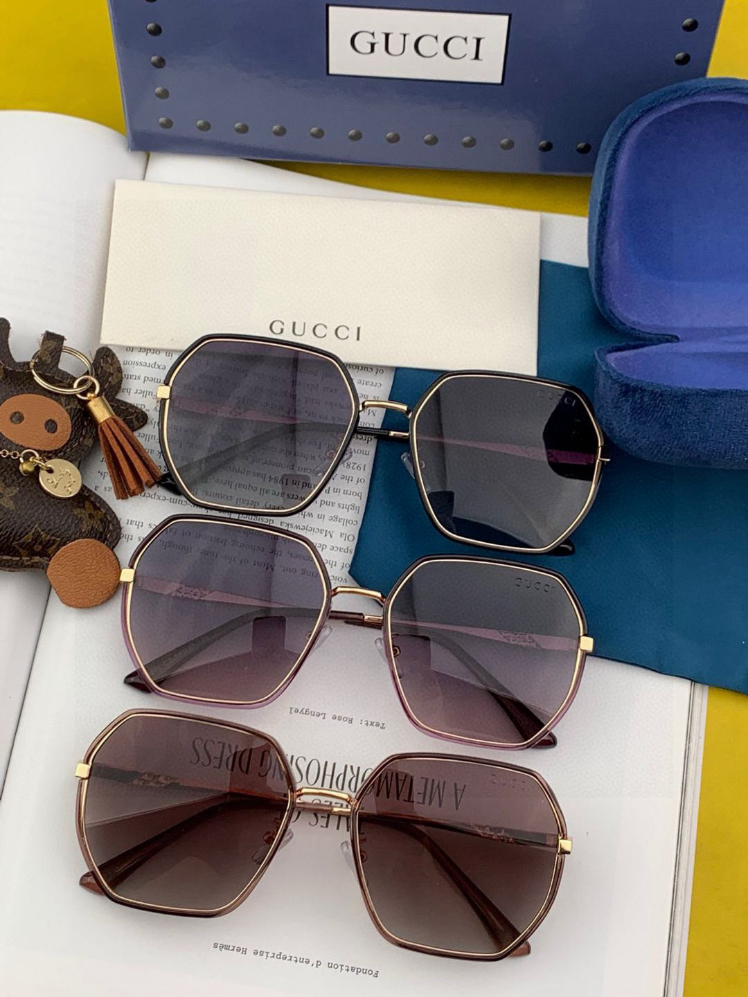  GUCCI 2025开春新款太阳镜 各路网红纷纷带起气场满分‼️ 俏皮甜美.上脸效果更佳.金属质感超好