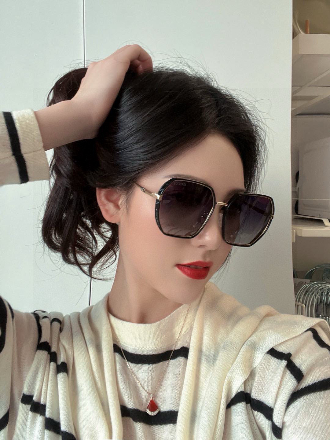  GUCCI 2025开春新款太阳镜 各路网红纷纷带起气场满分‼️ 俏皮甜美.上脸效果更佳.金属质感超好