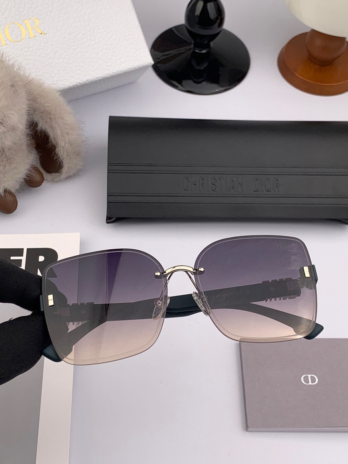 🔺 【DIOR-迪奥】2025开春新款 潮流爆款 时尚方框太阳镜 高品质 佩戴舒适 网红潮款墨镜 女士高