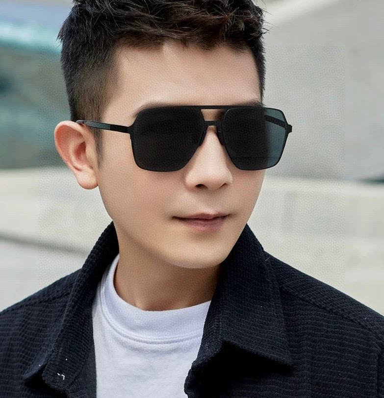         GUCCI 男款炫彩飞行员偏光太阳镜 ❤️材质：高清尼龙加厚卡槽高清偏光镜片 🌹无边框镜