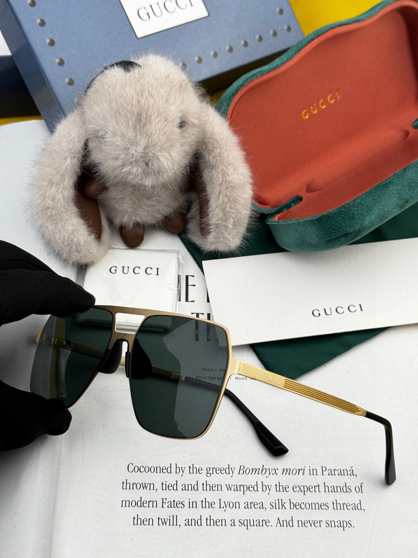         GUCCI 男款炫彩飞行员偏光太阳镜 ❤️材质：高清尼龙加厚卡槽高清偏光镜片 🌹无边框镜