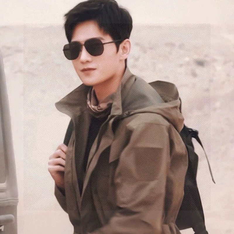 ♦️ GUCCI 2025新款男女情侣款太阳镜多边形墨镜iP电镀永不褪色 超轻超有弹性整幅眼镜无螺丝重要