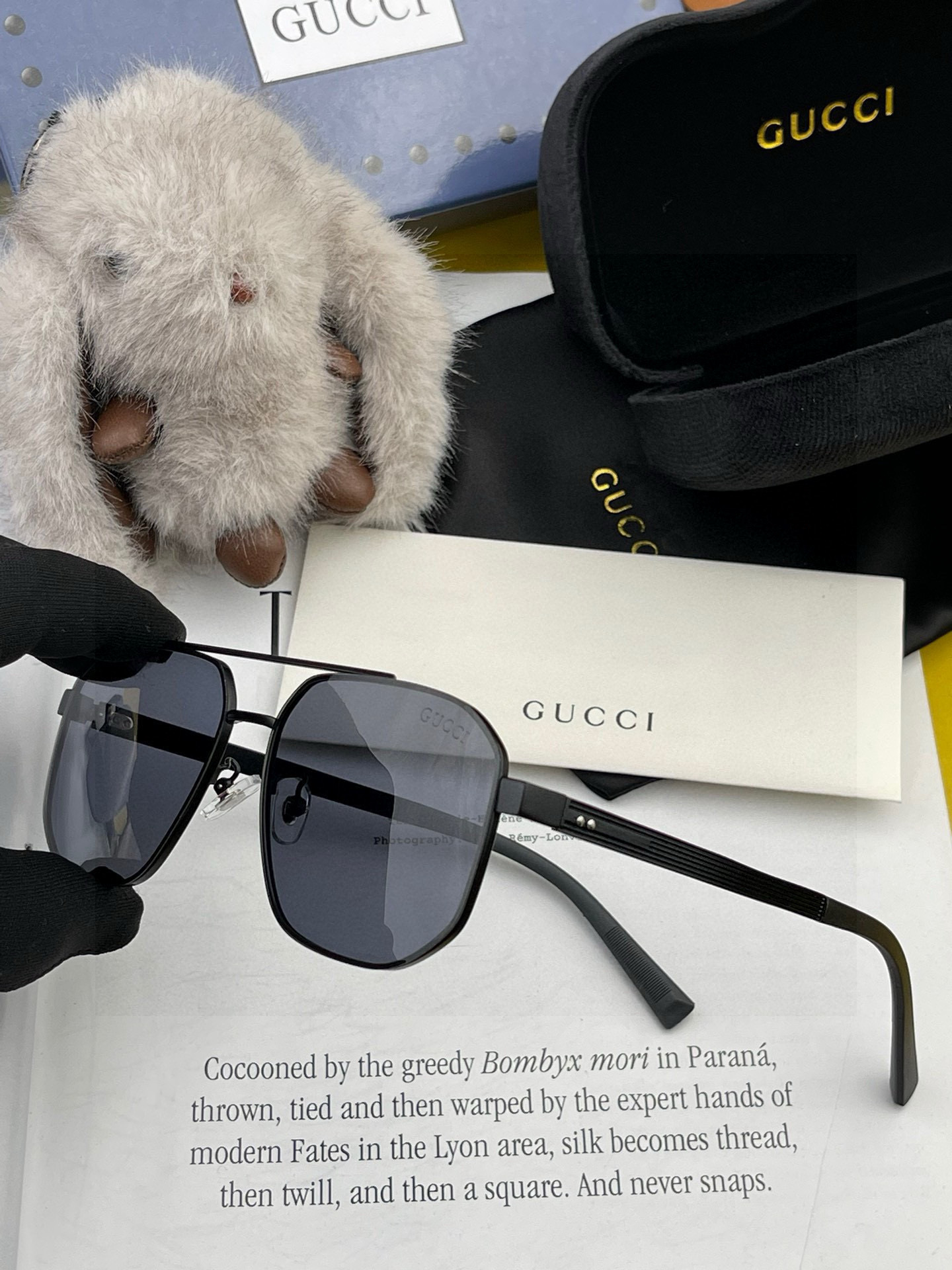 ♦️ GUCCI 2025新款男女情侣款太阳镜多边形墨镜iP电镀永不褪色 超轻超有弹性整幅眼镜无螺丝重要