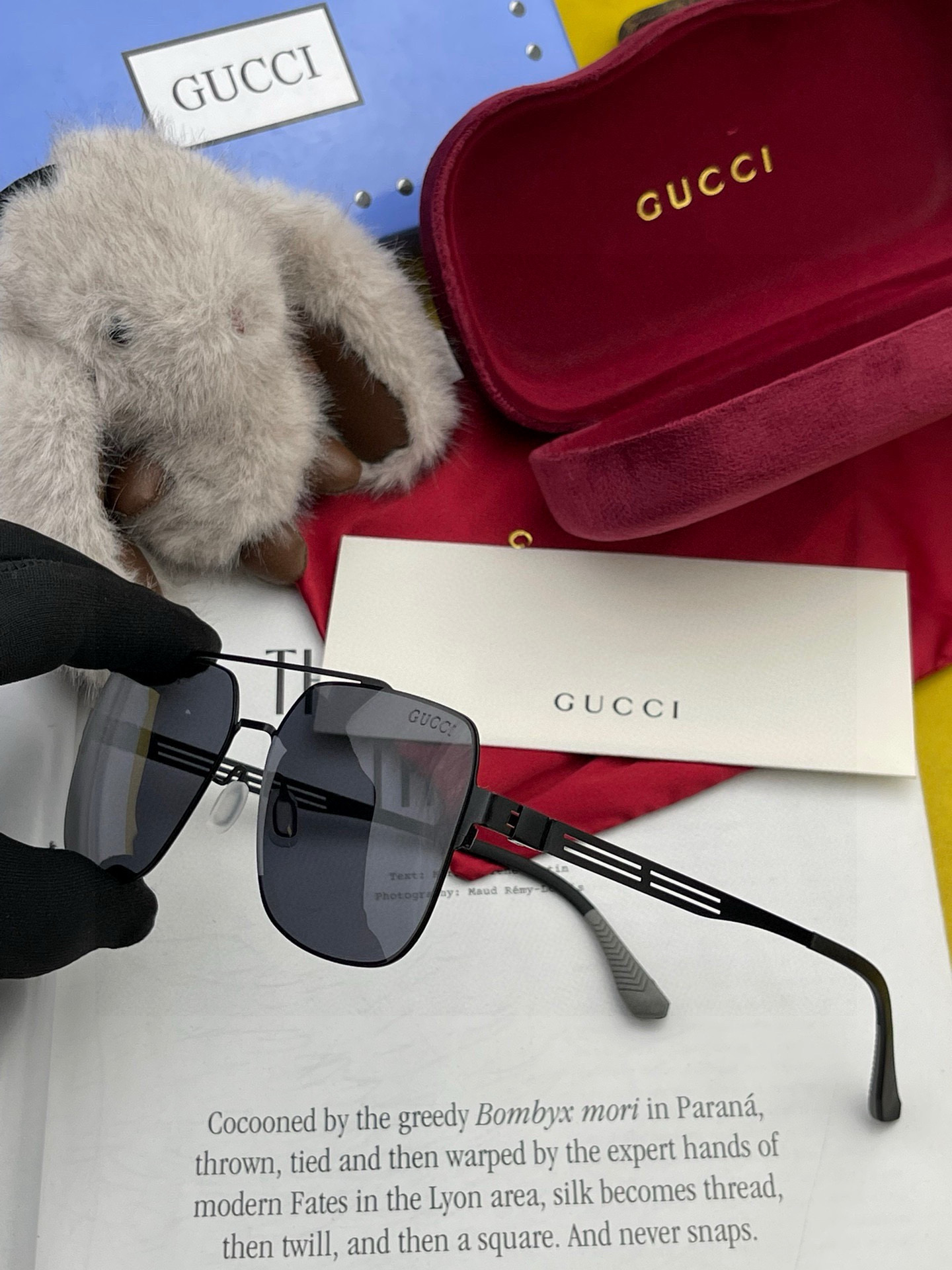 ♦️ GUCCI 2025新款男女情侣款太阳镜多边形墨镜iP电镀永不褪色 超轻超有弹性整幅眼镜无螺丝重要