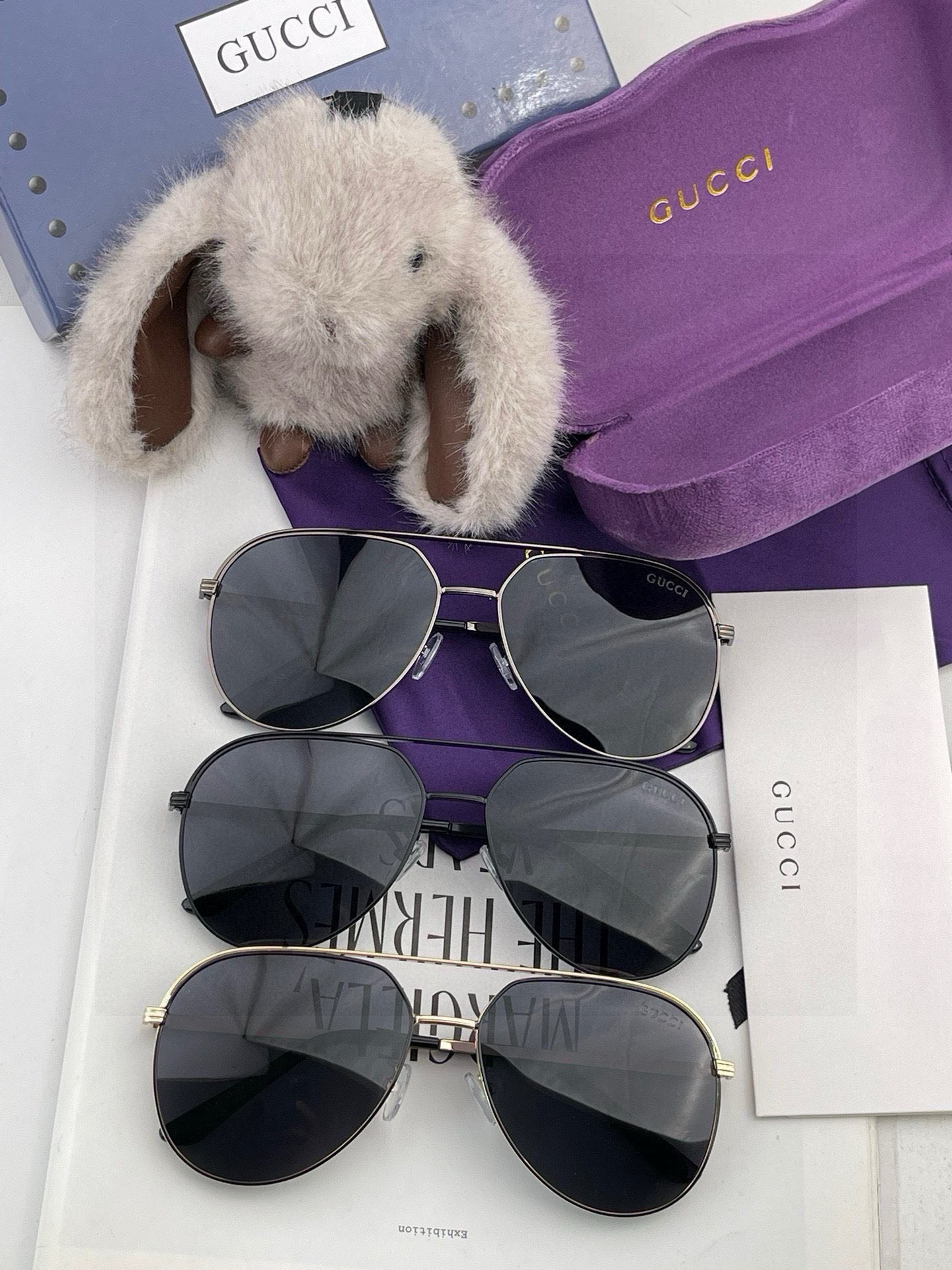   Gucci 。  高品质男女款墨镜   👍 进口宝丽来偏光镜片  。蛤蟆镜 开车钓鱼都可 。百搭显瘦