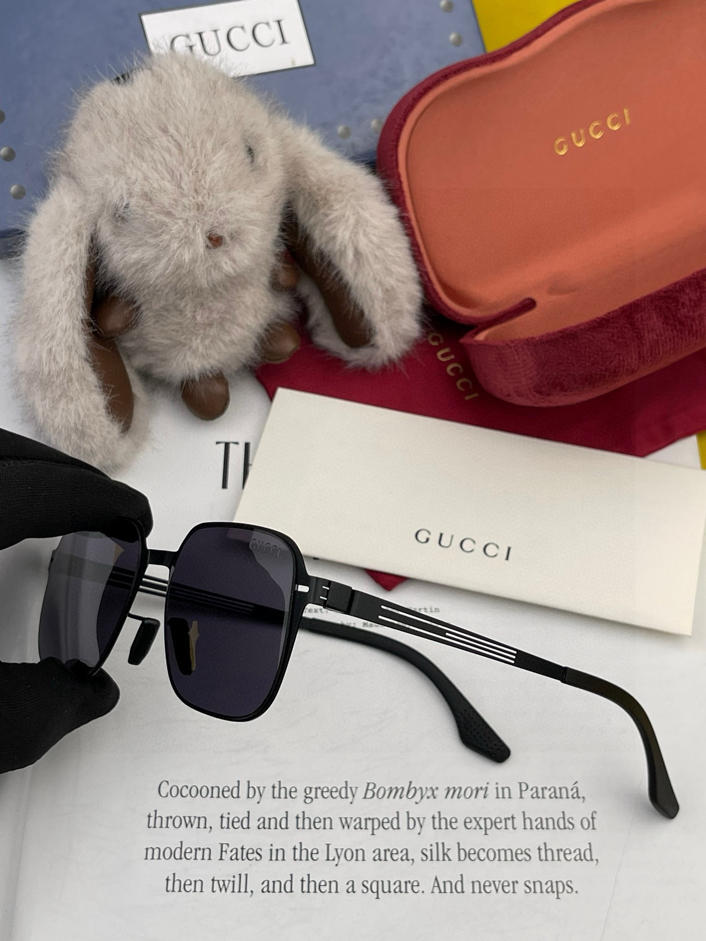 ♦️GUCCI 2025新款男女情侣款太阳镜多边形墨镜iP电镀永不褪色 超轻超有弹性整幅眼镜无螺丝重要的