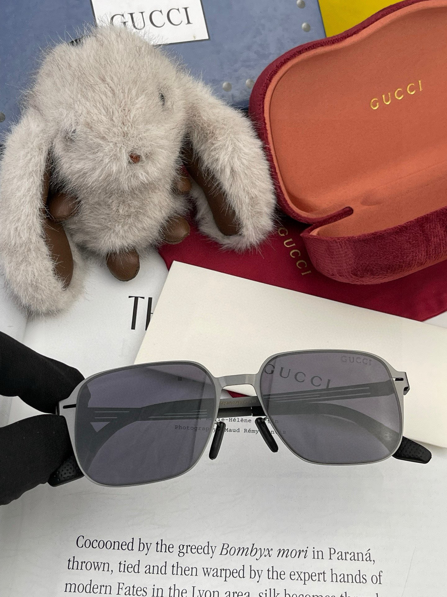 ♦️GUCCI 2025新款男女情侣款太阳镜多边形墨镜iP电镀永不褪色 超轻超有弹性整幅眼镜无螺丝重要的