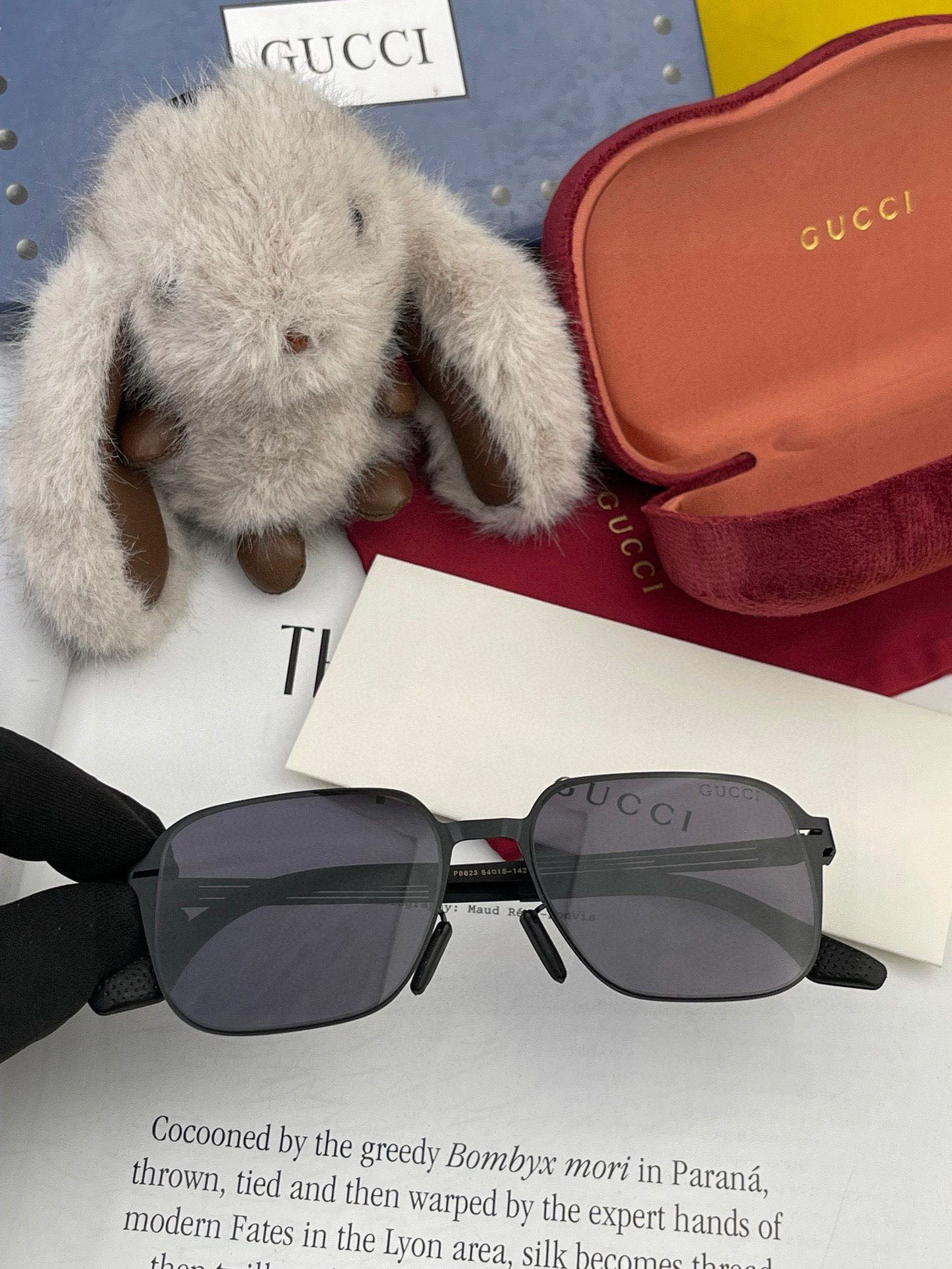 ♦️GUCCI 2025新款男女情侣款太阳镜多边形墨镜iP电镀永不褪色 超轻超有弹性整幅眼镜无螺丝重要的