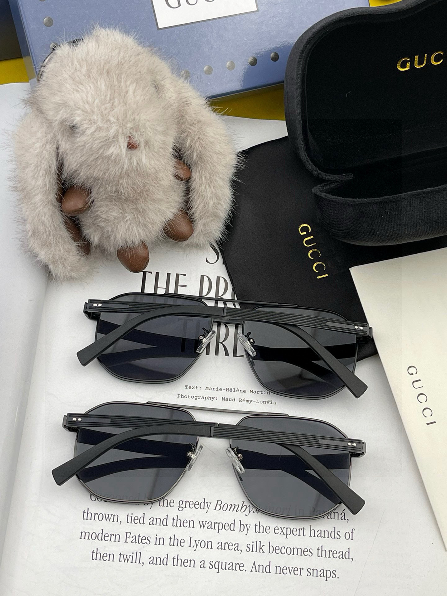 ♦️ GUCCI 2025新款男女情侣款太阳镜多边形墨镜iP电镀永不褪色 超轻超有弹性整幅眼镜无螺丝重要