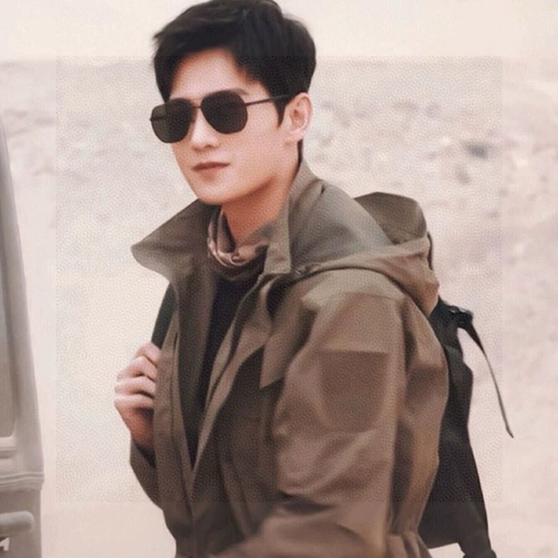 ♦️ GUCCI 2025新款男女情侣款太阳镜多边形墨镜iP电镀永不褪色 超轻超有弹性整幅眼镜无螺丝重要