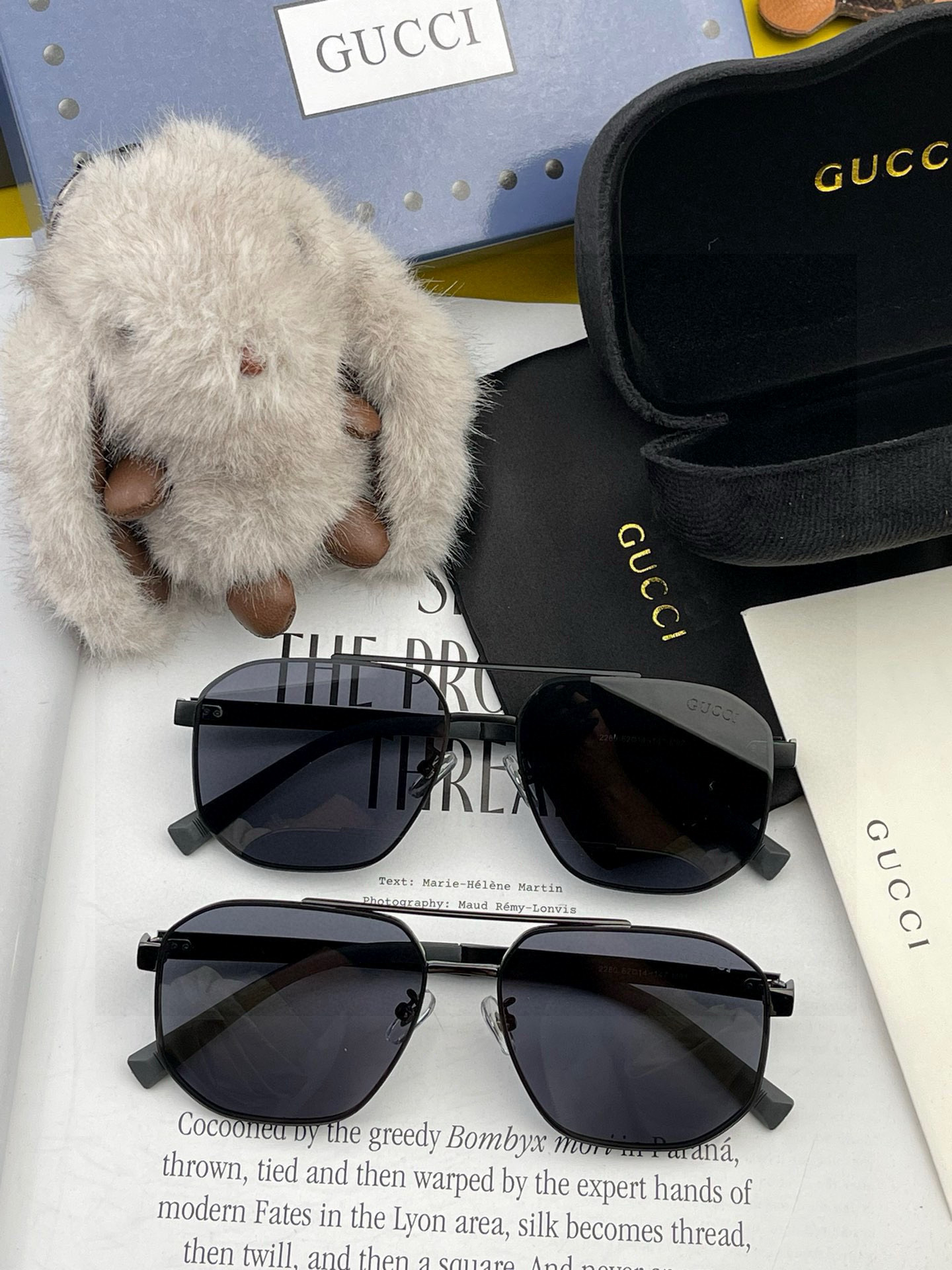 ♦️ GUCCI 2025新款男女情侣款太阳镜多边形墨镜iP电镀永不褪色 超轻超有弹性整幅眼镜无螺丝重要