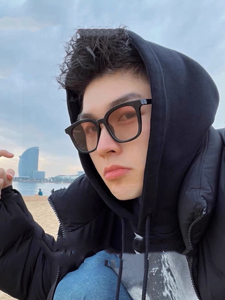 NO:255294,【TR polarization series】Gucci classic square frame design, not picky about face shape, it looks very elegant whether it is matched with a coat or a dress, nylon polarized lenses prevent UV rays. Model G6290 glasses sunglasses, glasses, gucci, skirts19860909【TR偏光系列】Gucci经典的方框设计,不挑脸型,无论搭配大衣还是连衣裙都非常显气质尼龙偏光镜片预防紫外线 型号G6290眼镜墨镜太阳镜,眼镜,gucci,skirts,glasses