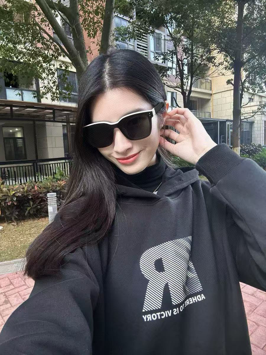  GUCCI  新款连体尼龙偏光太眼镜，情侣款时尚方框太阳镜佩戴舒适网红潮流款墨镜，大气女人范儿，大脸
