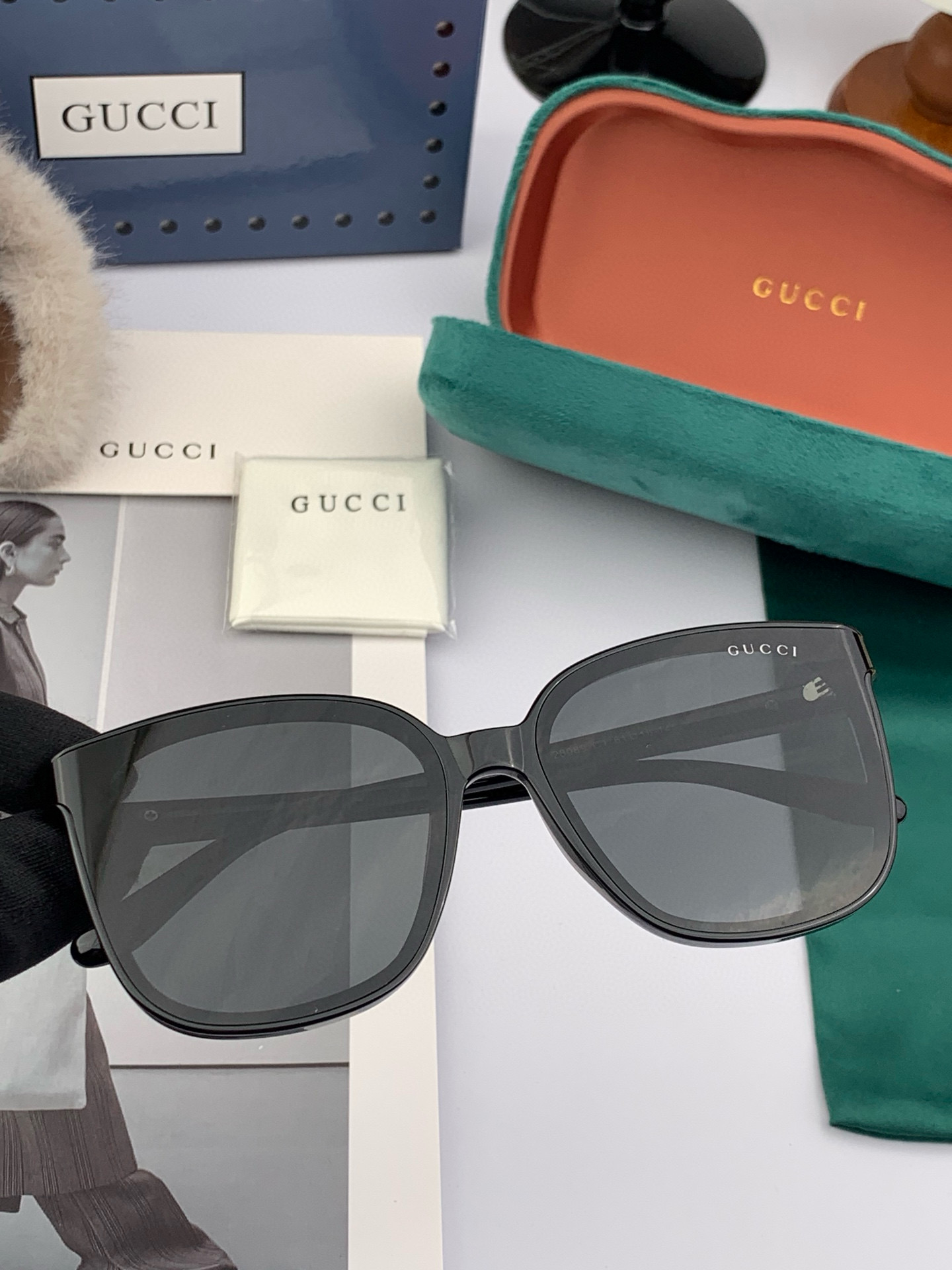 🔺 【GUCCI】2025开春新款 潮流爆款 时尚方框偏光太阳镜 高品质 佩戴舒适 网红潮款墨镜 女士高