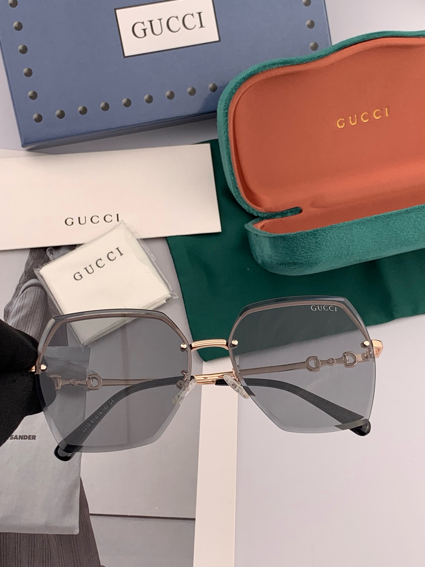  GUCCI-古驰意大利进口🇮🇹2025时尚潮流奢华装饰太阳眼镜 尼龙偏光高清太阳镜明星海报款 超高复杂