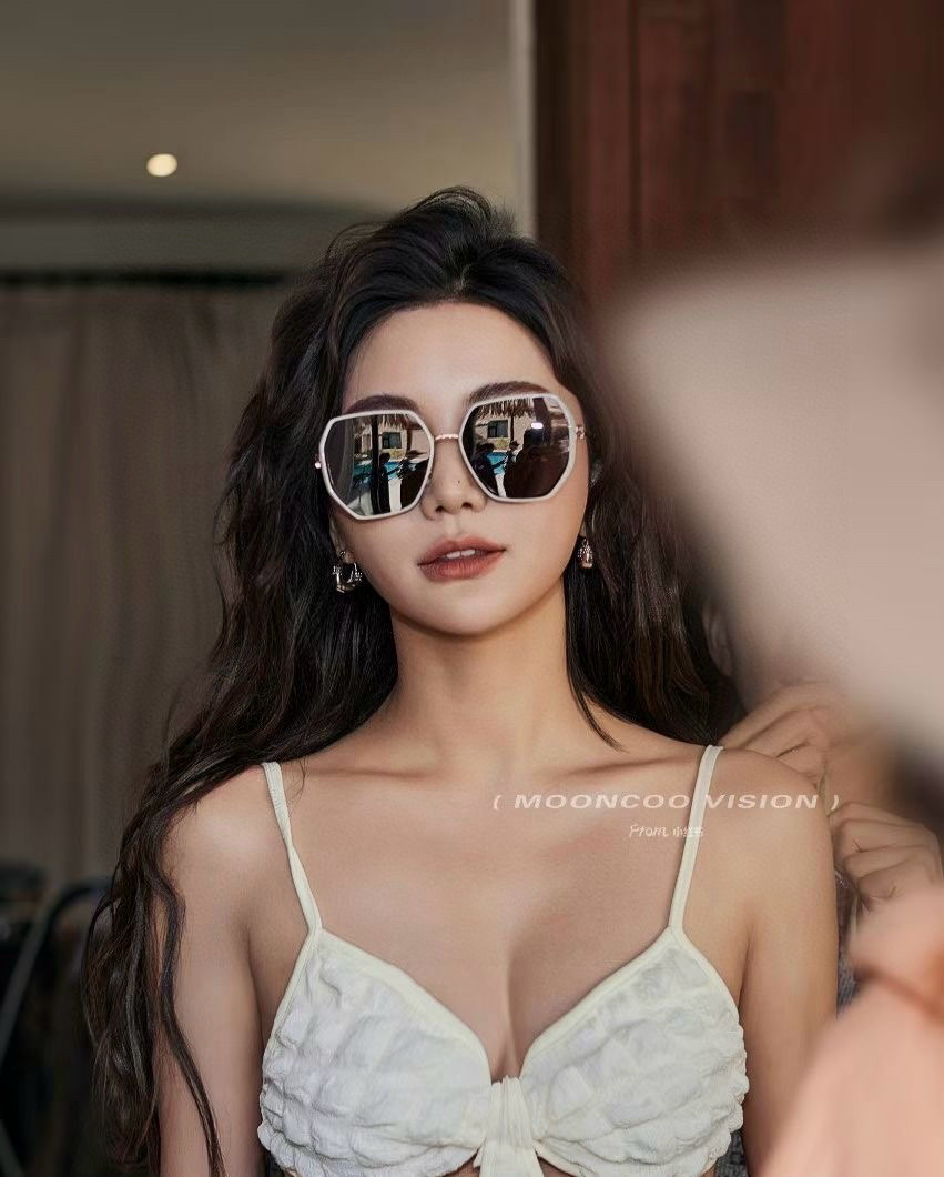   【DIOR】2025新款潮流爆款 时尚方框太阳镜 佩戴舒适 网红潮款墨镜  女士高清加厚偏光太阳镜🕶
