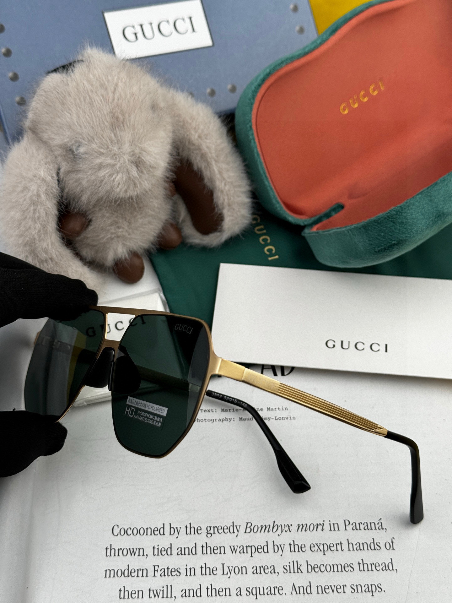        GUCCI 男款炫彩飞行员偏光太阳镜 ❤️材质：高清尼龙加厚卡槽高清偏光镜片 🌹无边框镜架