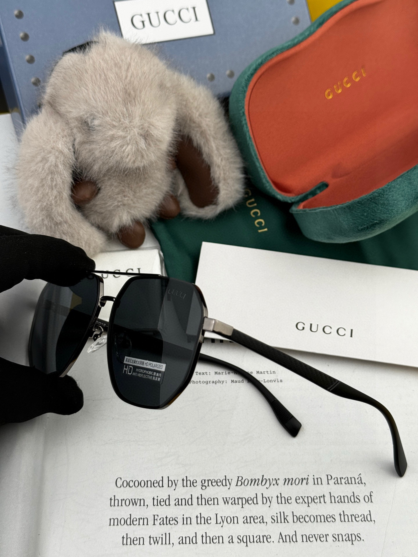 ♦️ GUCCI 2025
新款男女情侣款太阳镜多边形墨镜iP电镀永不褪色 超轻超有弹性整幅眼镜无螺丝重