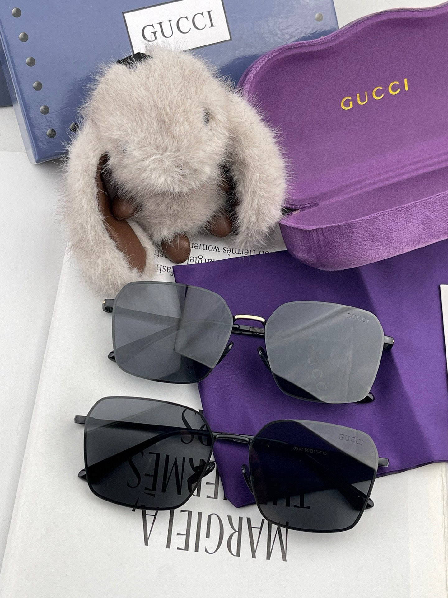        GUCCI 男款炫彩飞行员偏光太阳镜 ❤️材质：高清尼龙加厚卡槽高清偏光镜片 🌹无边框镜架