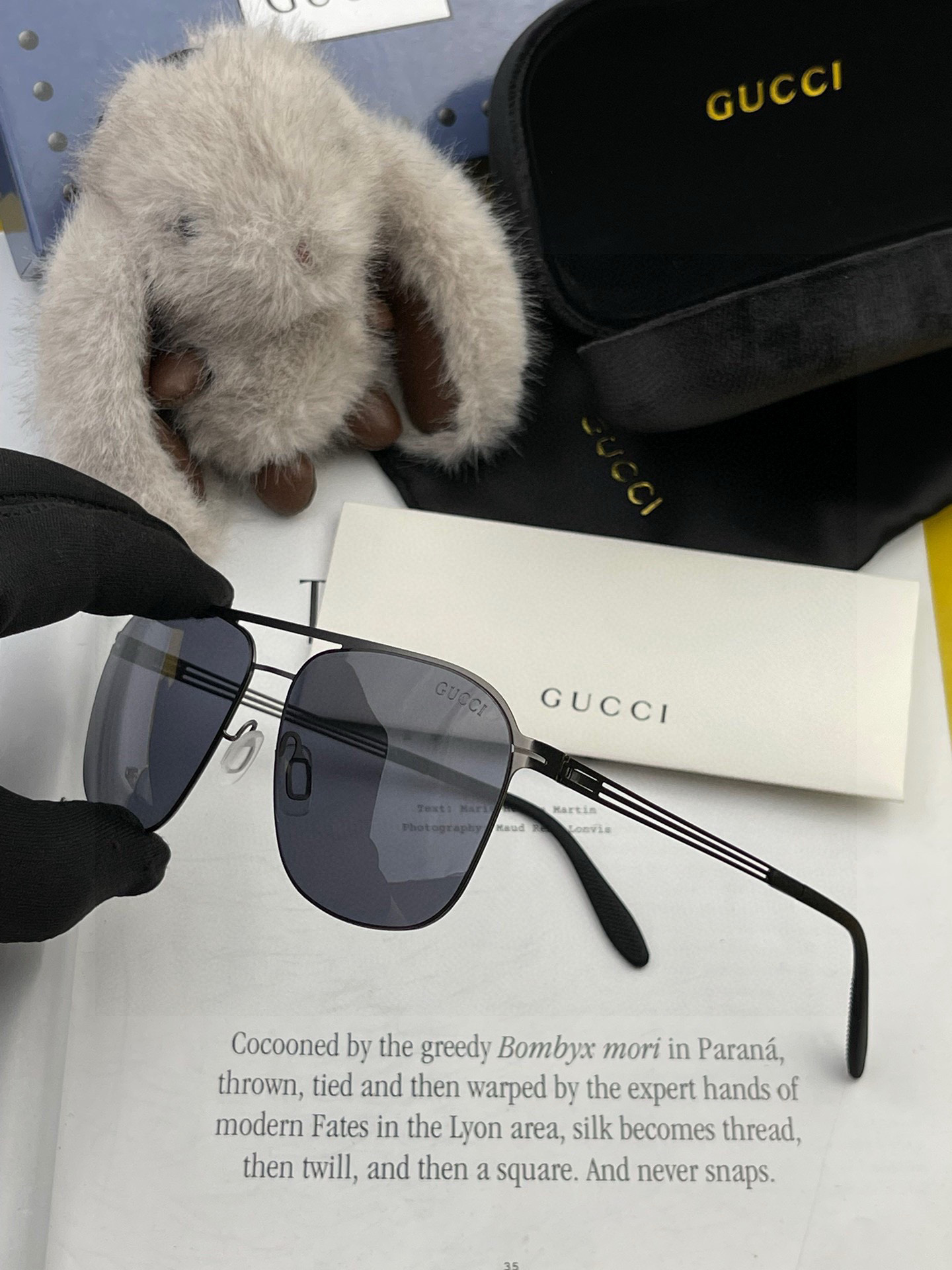♦️ GUCCI 2025新款男女情侣款太阳镜iP电镀永不褪色 超轻超有弹性整幅眼镜无螺丝重要的是压不坏