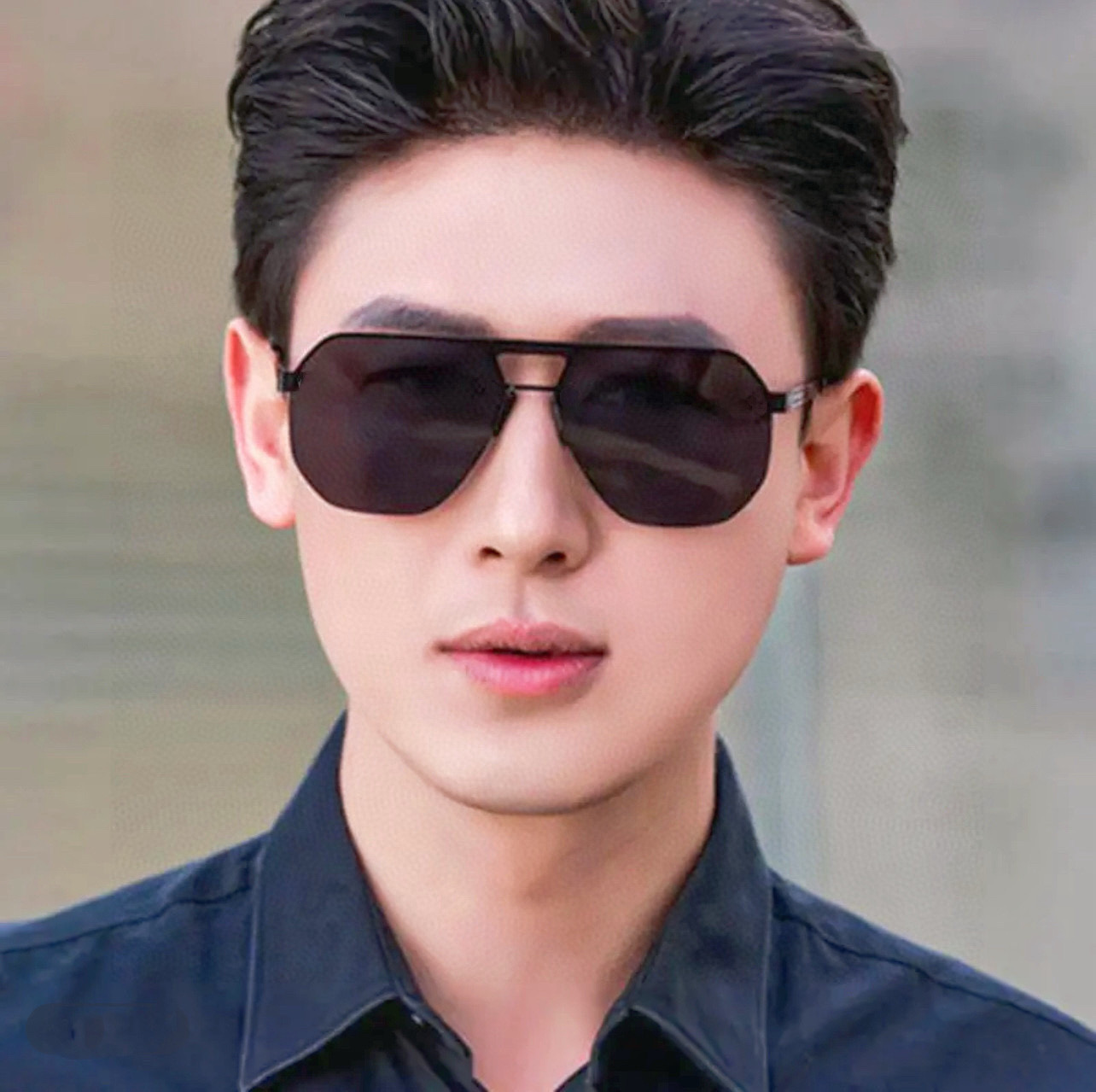 ♦️ GUCCI 2025新款男女情侣款太阳镜多边形墨镜iP电镀永不褪色 超轻超有弹性整幅眼镜无螺丝重要