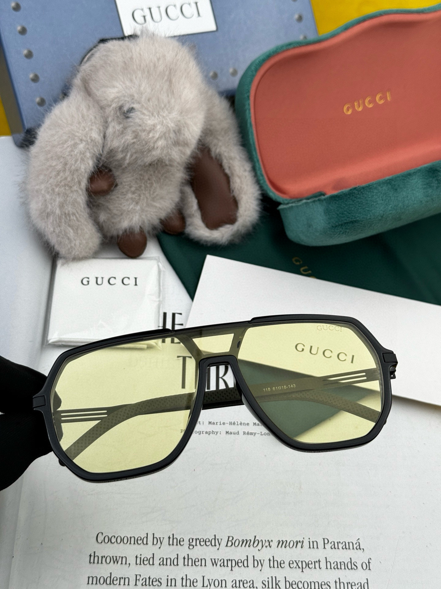 ♦️ GUCCI 2025新款男女情侣款太阳镜多边形墨镜iP电镀永不褪色 超轻超有弹性整幅眼镜无螺丝重要