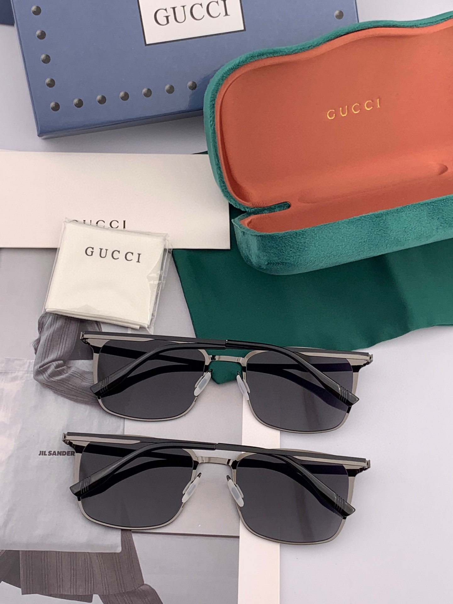      GUCCI-2025新款男情女侣款太阳iP电镀不永褪色 卖点：超轻有超弹性整幅眼镜无丝螺重要的