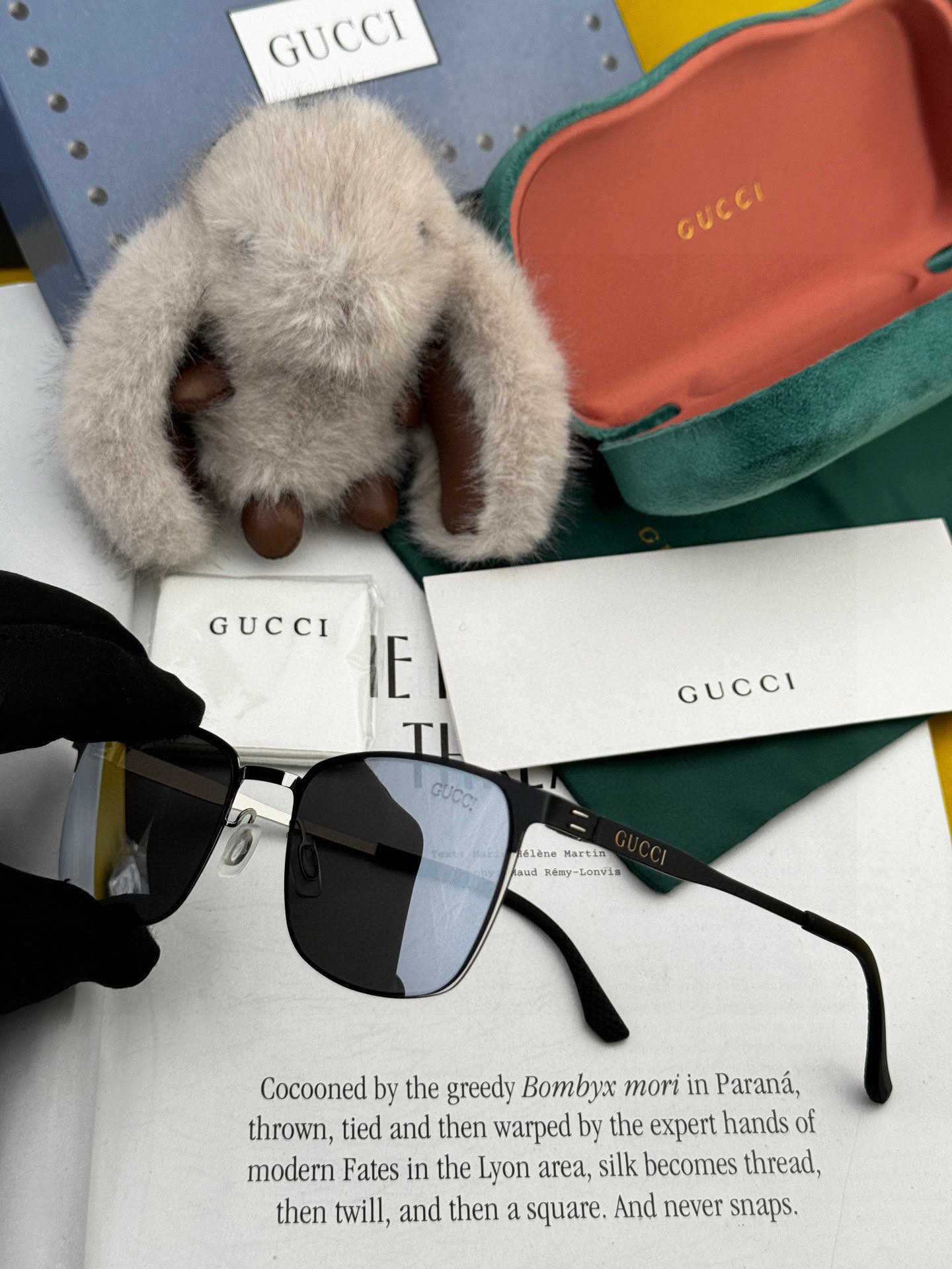 ♦️GUCCI 2025新款男女情侣款太阳镜多边形墨镜iP电镀永不褪色 超轻超有弹性整幅眼镜无螺丝重要的
