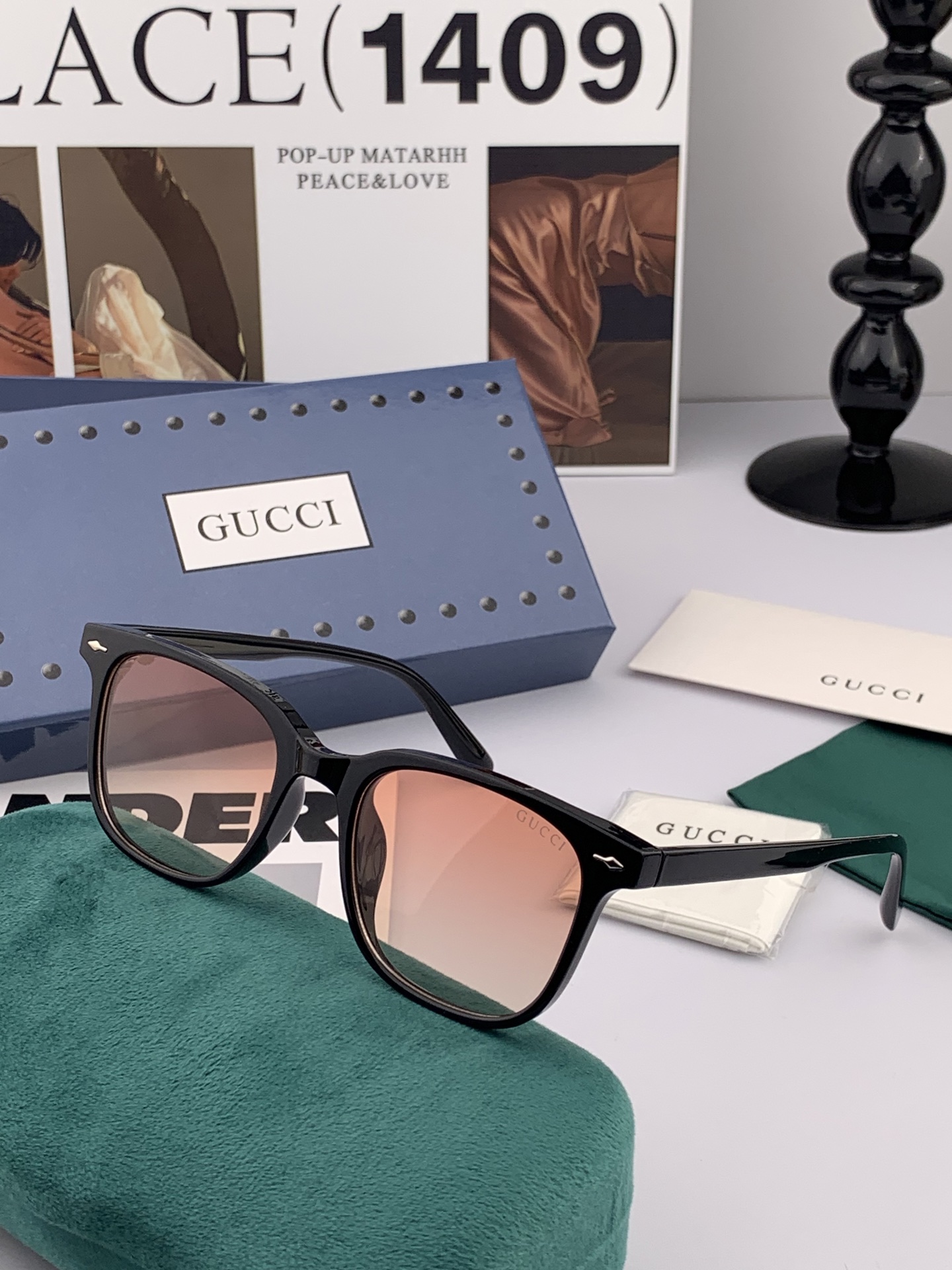   【TR偏光系列】情侣款 Gucci   经典的方框设计，不挑脸型，无论搭配大衣还是连衣裙都非常显气质