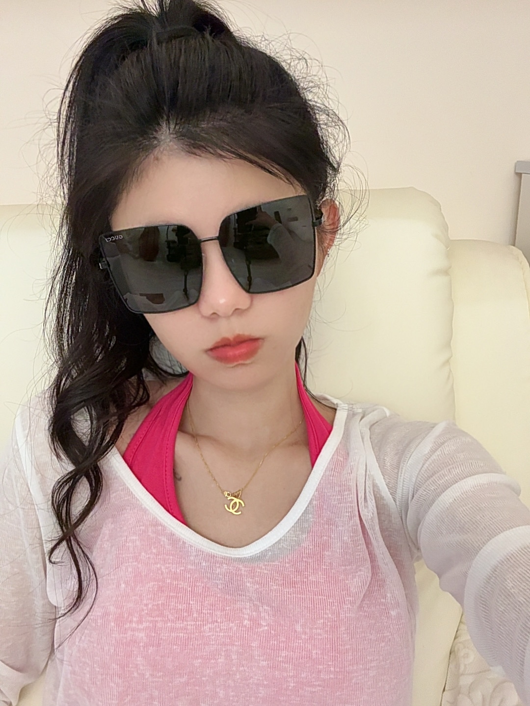  2025新款！新款出货！
女士高清加厚偏光太阳镜🕶️ 🎉💍新款GUCCI偏光太阳镜得意开车驾驶镜时尚