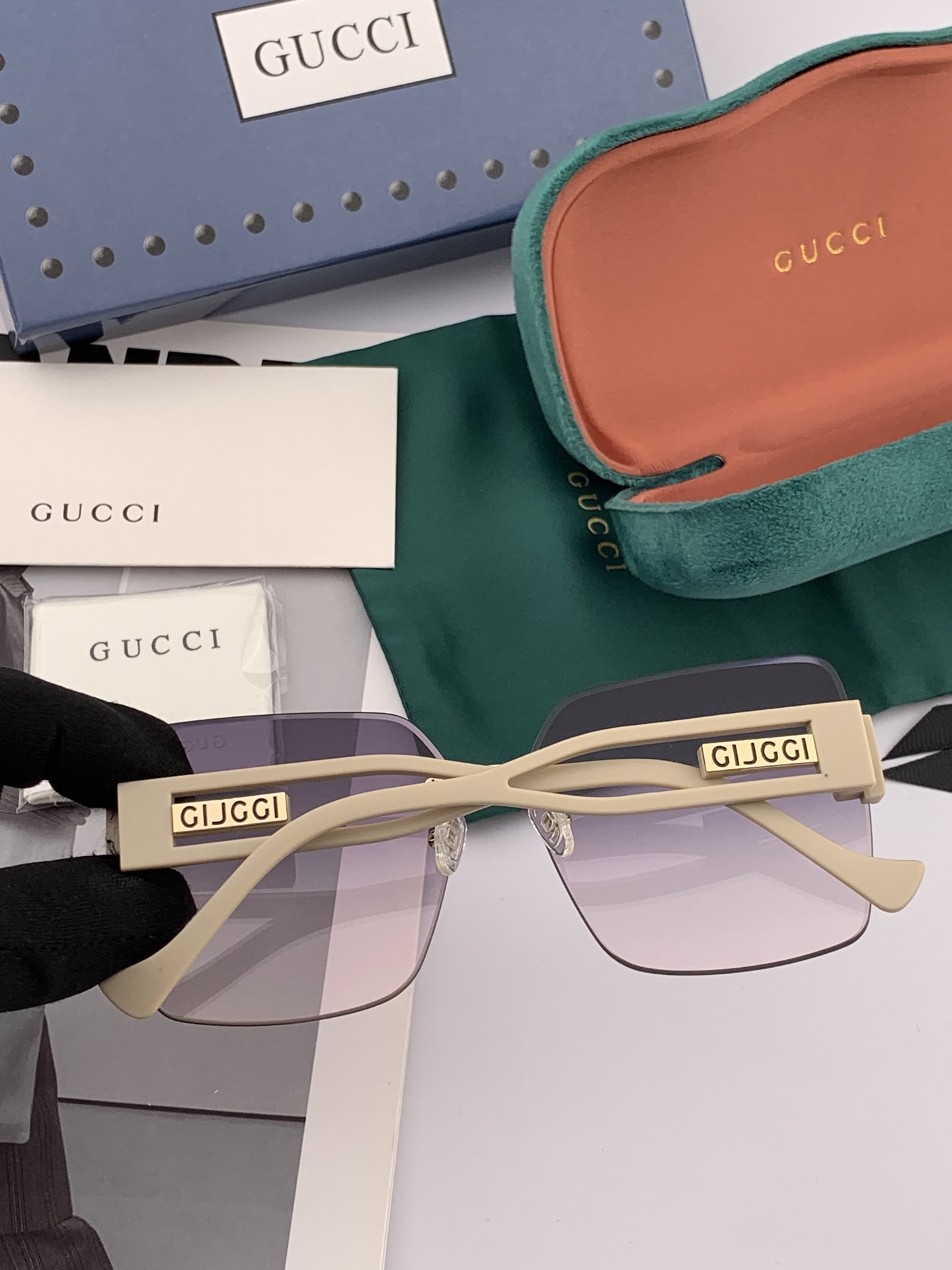   🔺 【GUCCI-偏光太阳镜】2025开春新款 潮流爆款 时尚方框偏光太阳镜 高品质 佩戴舒适 网红