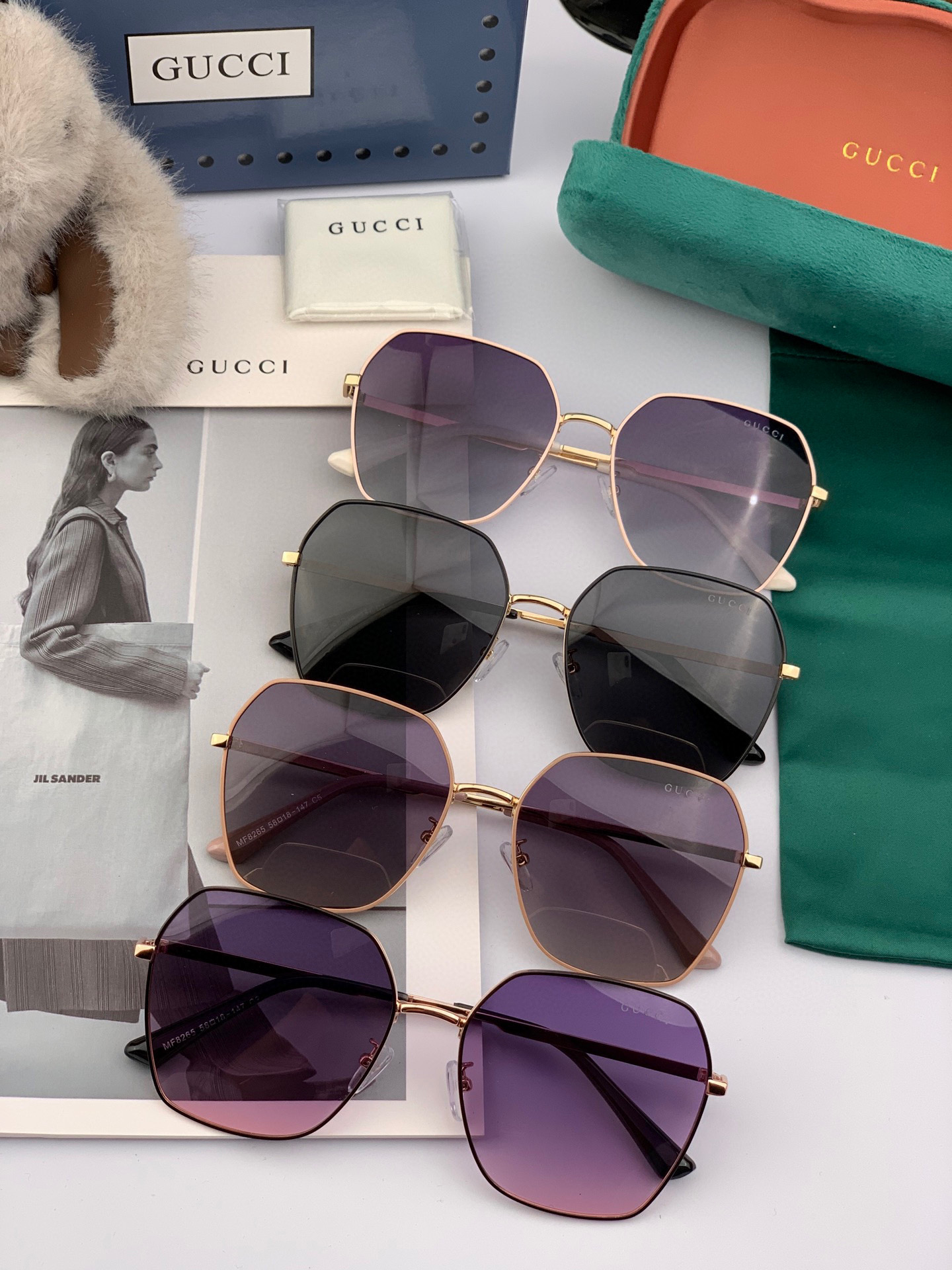  GUCCI  2025开春新款 马鞍扣镜腿系列墨镜，优雅方框太阳镜各路网红纷纷带起气场满分‼️ 俏皮甜