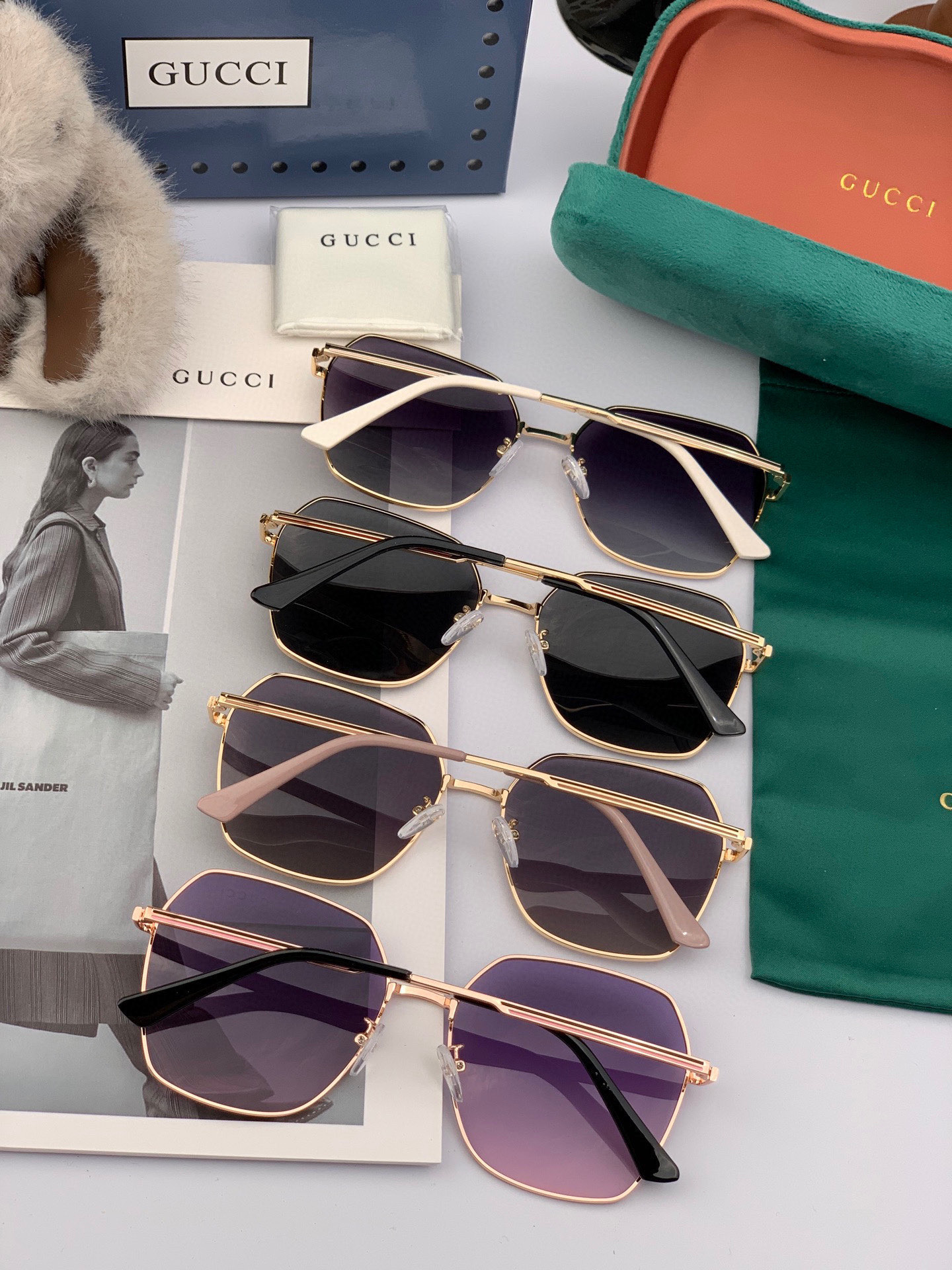  GUCCI  2025开春新款 马鞍扣镜腿系列墨镜，优雅方框太阳镜各路网红纷纷带起气场满分‼️ 俏皮甜